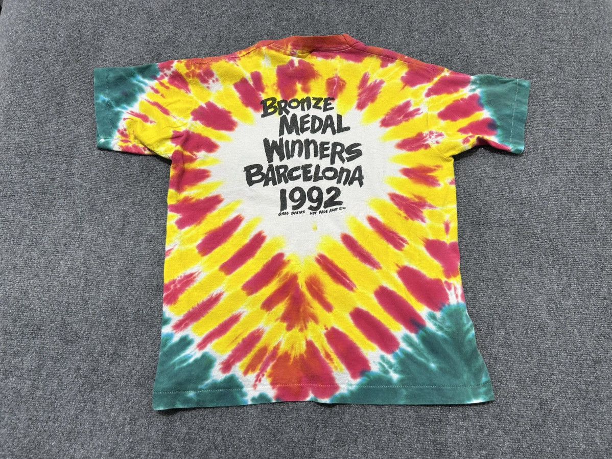 Vintage 1992 Lithuania Olympic Basketball Tee Size US L / EU 52-54 / 3 - 2 Thumbnail
