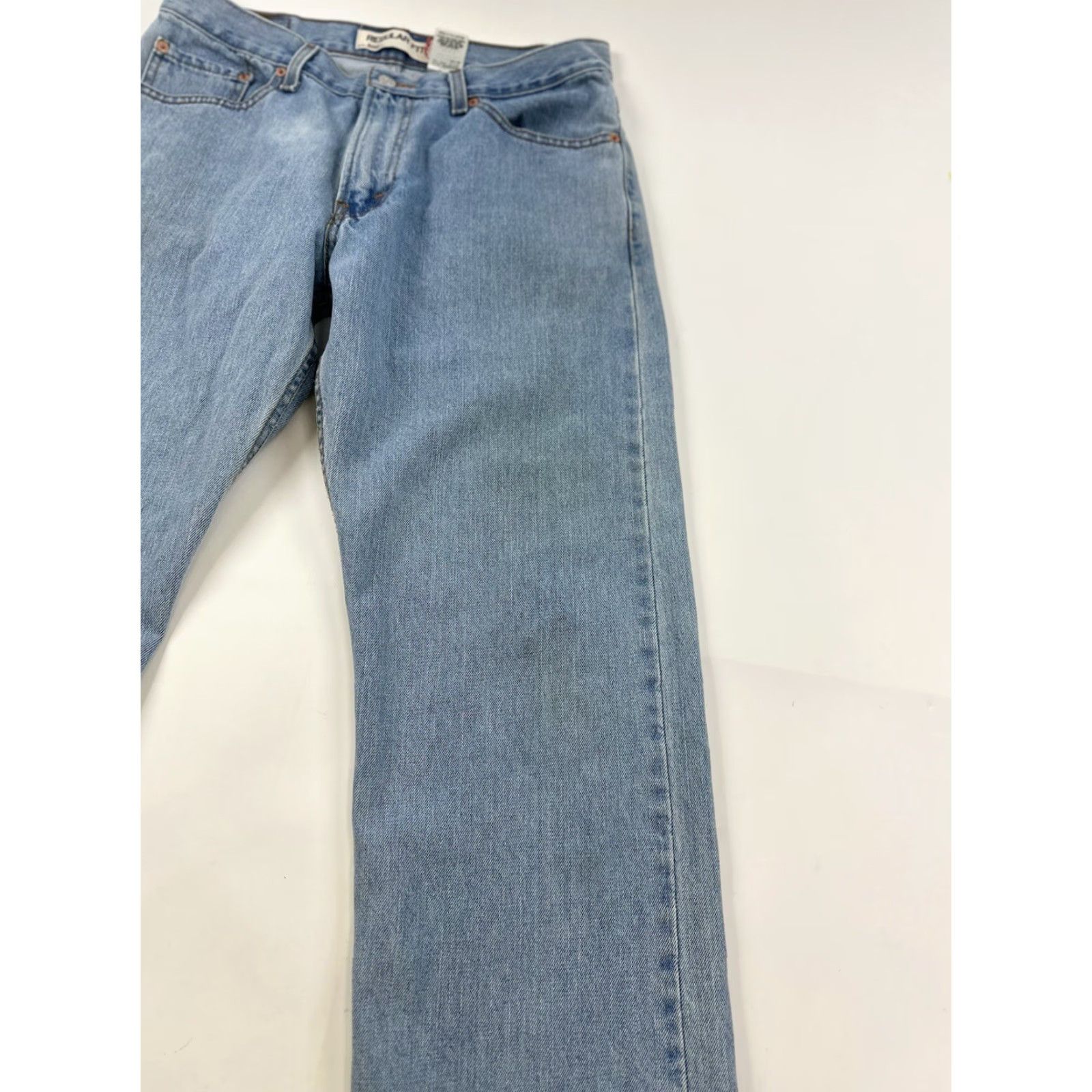 Levi's VINTAGE Levi's 505 Jeans Mens 32x29.5 Blue Distressed Straight 34 x 30 Tagged 34x30 Mens Jeans Size US 32 / EU 48 - 4 Thumbnail