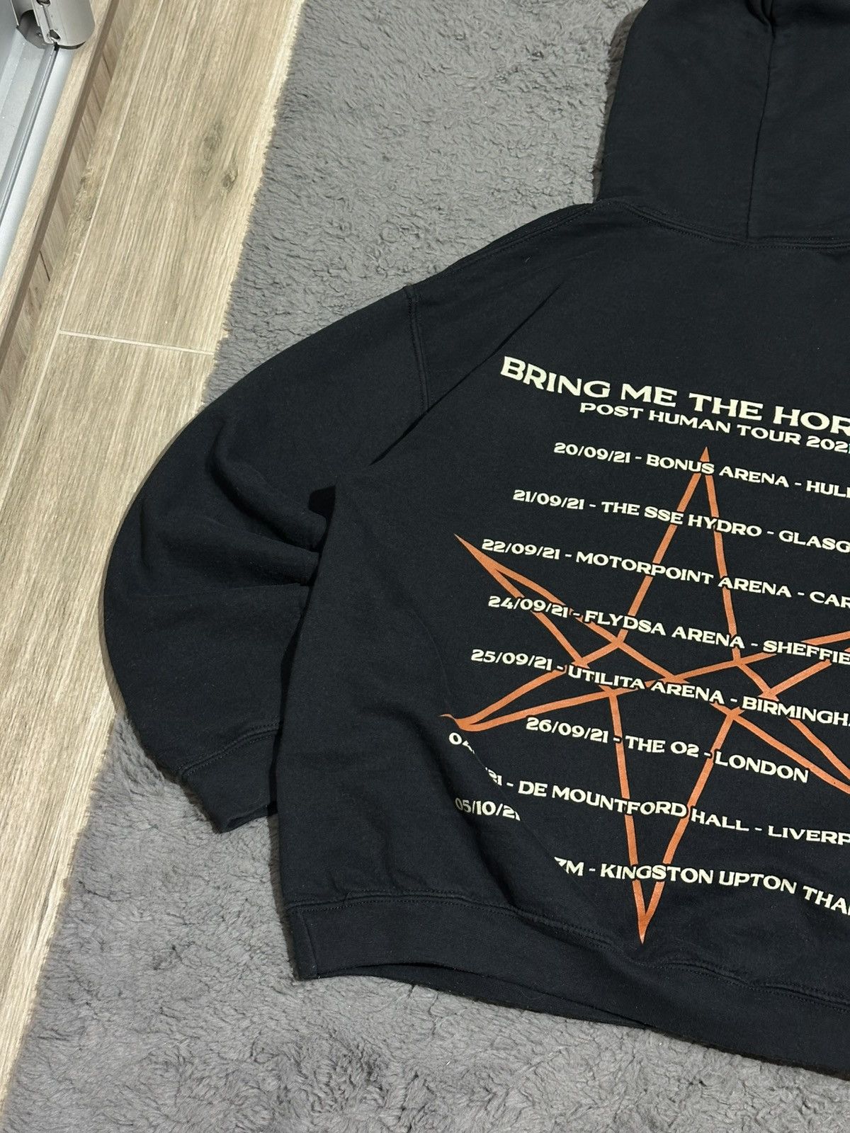Band Tees Bring Me The Horizon Post Human Survival Horror Tour Hoodie Size US M / EU 48-50 / 2 - 6 Thumbnail