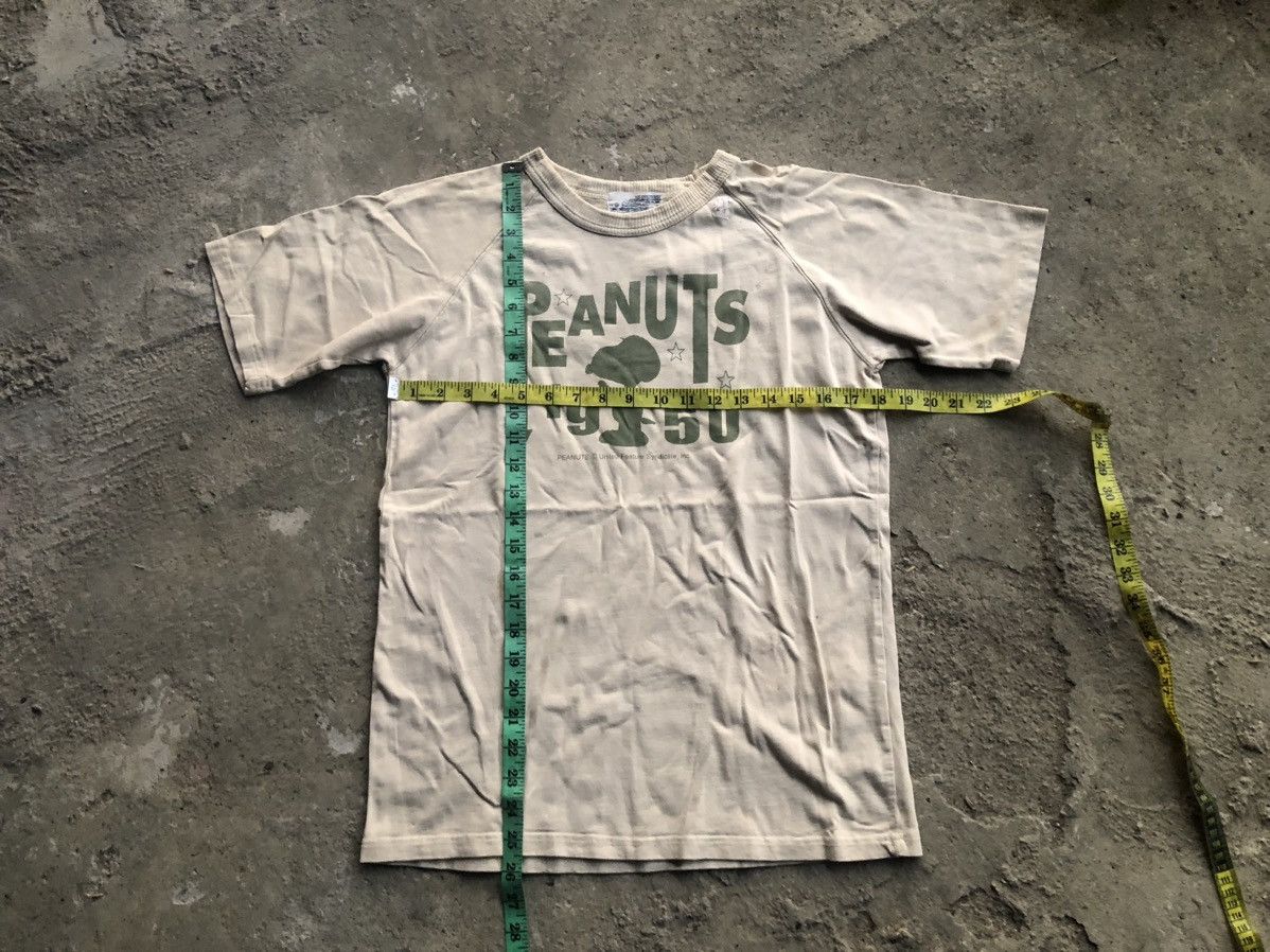Vintage PEANUTS comis BY CHARLES M.SCHULZ tshirt
