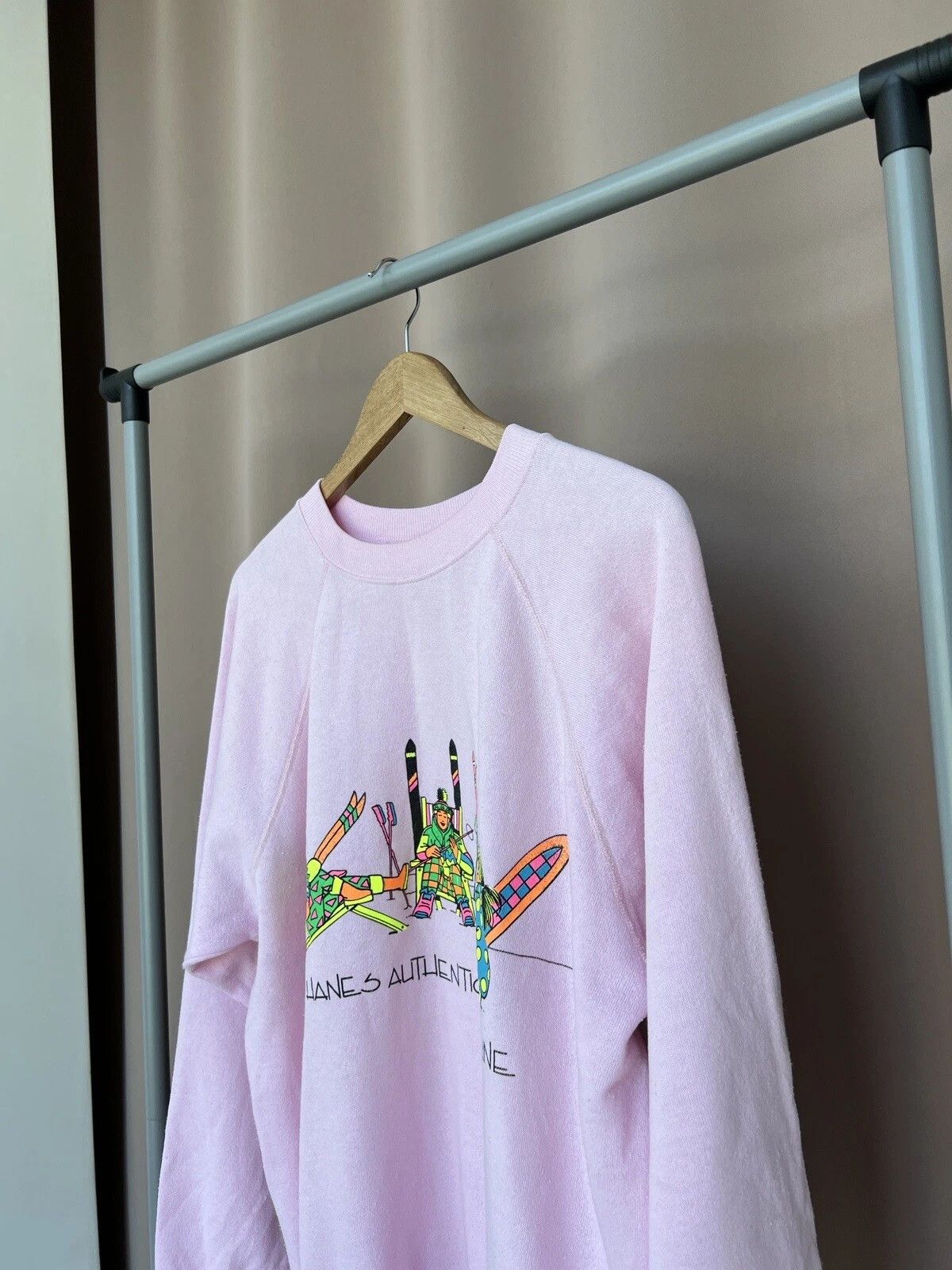 Hanes Hanes Authentic Snow Line Logo Sweatshirt Mens Size XL Size US XL / EU 56 / 4 - 4 Thumbnail