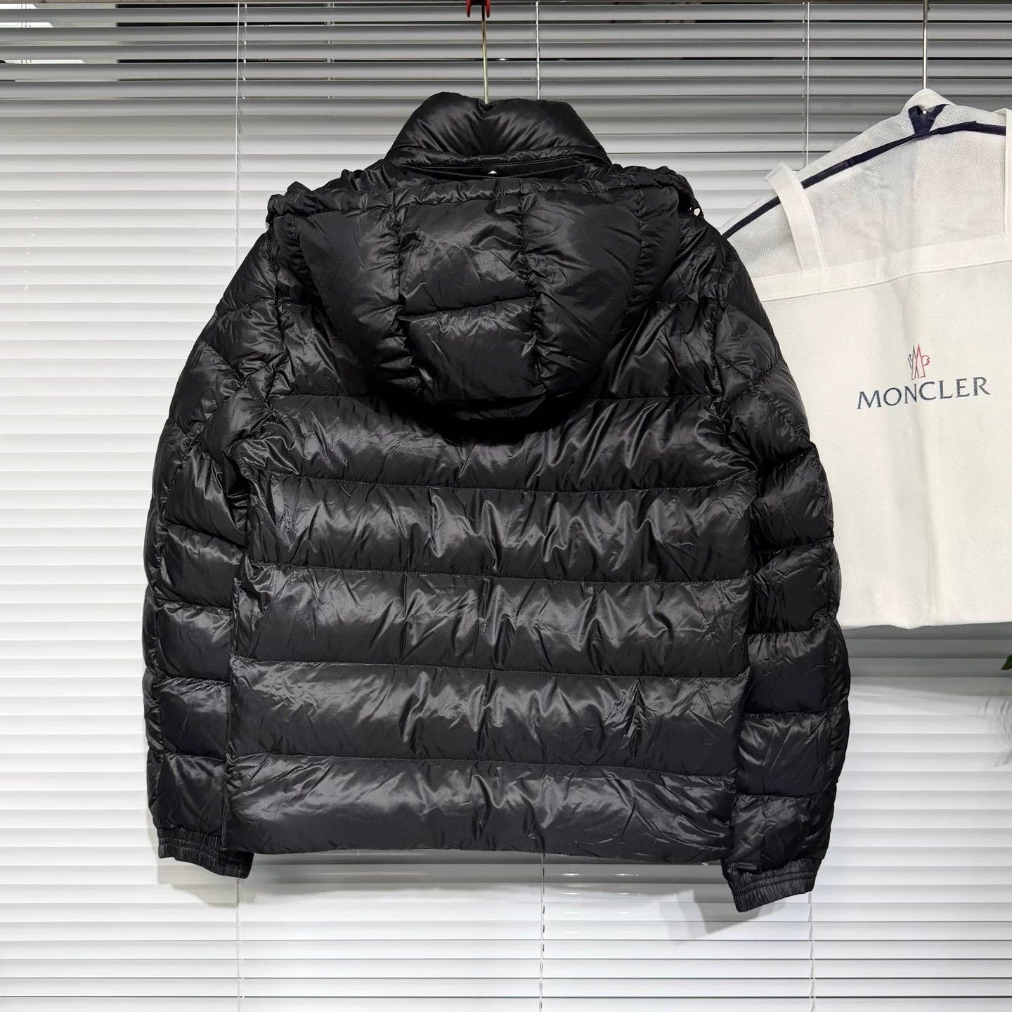 Moncler Moncler Black Down Jacket Big Logo Striped Letter Hood 1 Size S / US 4 / IT 40 - 2 Thumbnail