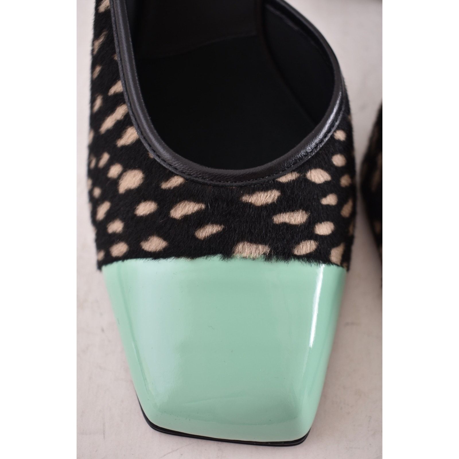 Chanel Chanel Pony Fur Square Toe Block Heel Mule 36 Size US 6 / IT 36 - 11 Thumbnail