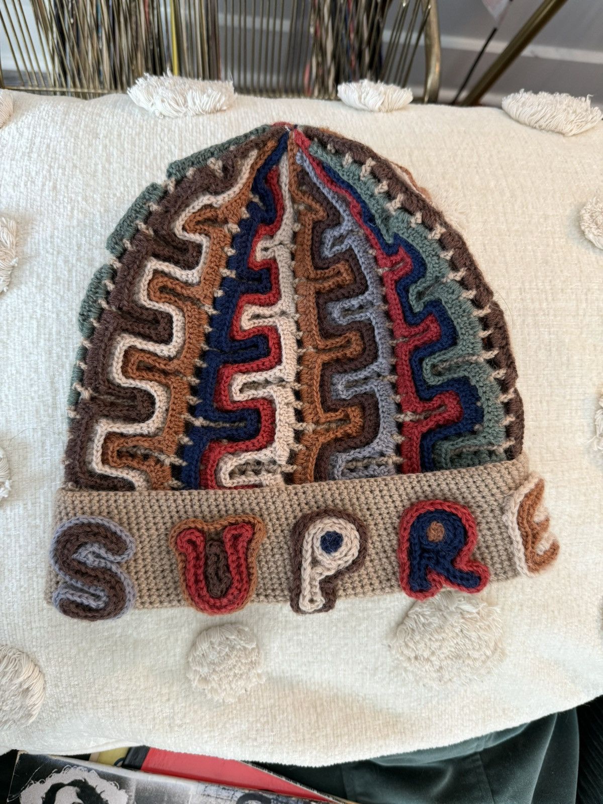YARN APPLIQUÉ BEANIE