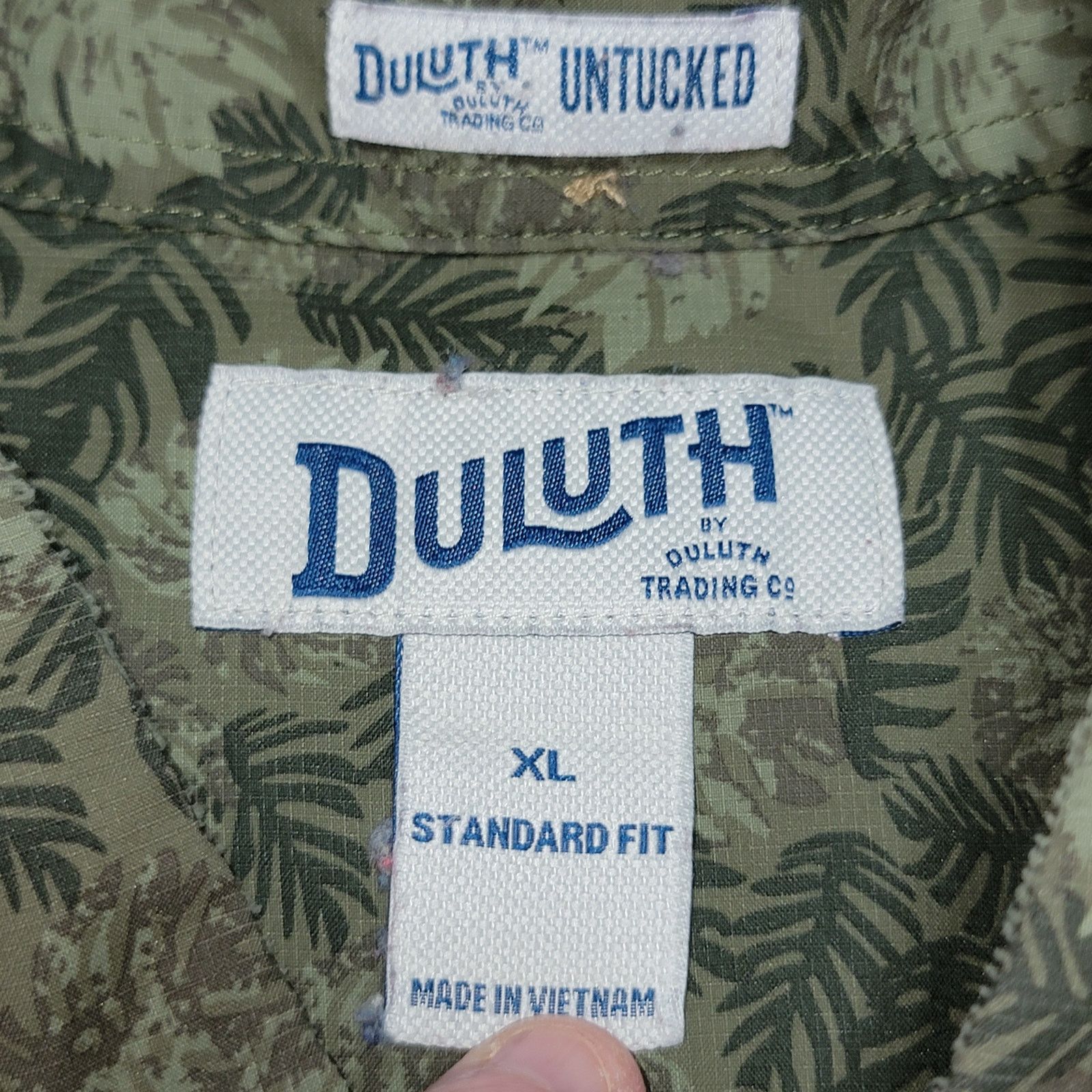 Duluth Trading Company Duluth Trading Co Full Button Standard Fit Shirt - Size XL Size US XL / EU 56 / 4 - 5 Thumbnail