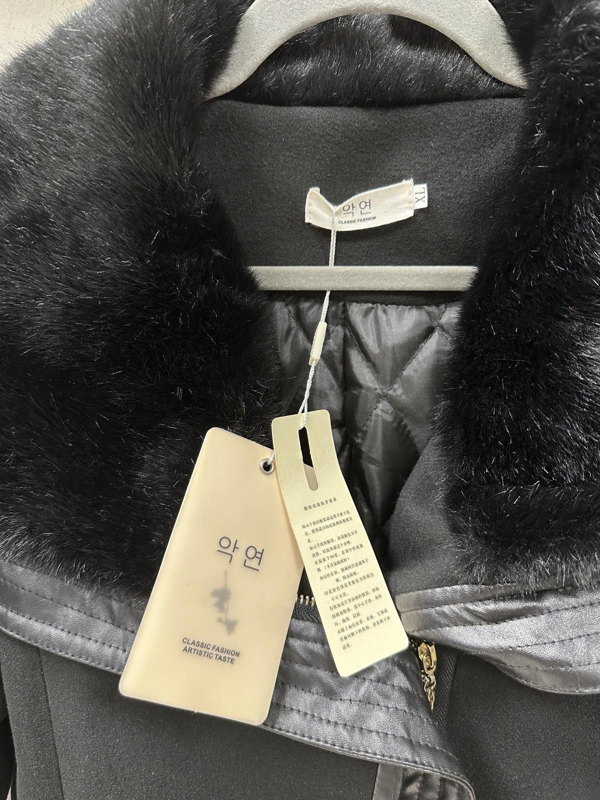Designer Classic Fashion Faux Fur Collar Black Coat - XL Size XL / US 12-14 / IT 48-50 - 2 Thumbnail