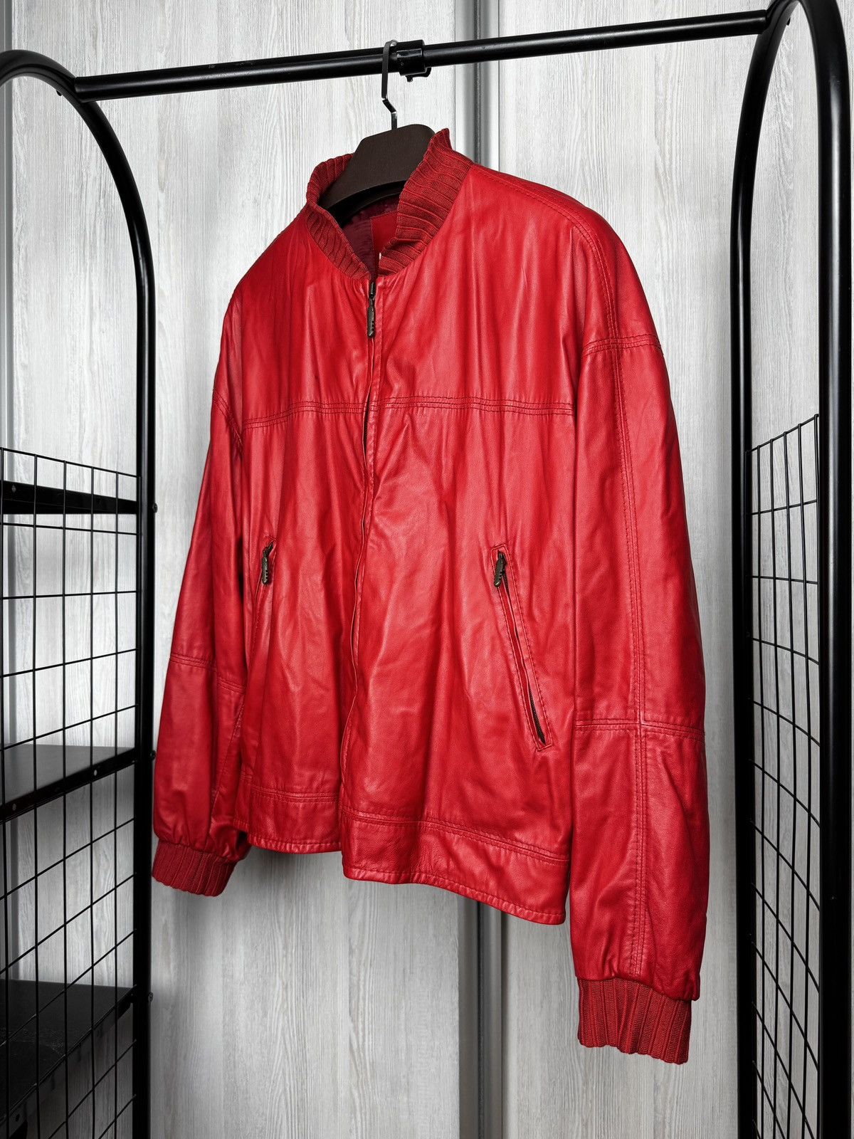 Gimo's Gimo’s red real leather bomber jacket vintage Size US L / EU 52-54 / 3 - 5 Thumbnail