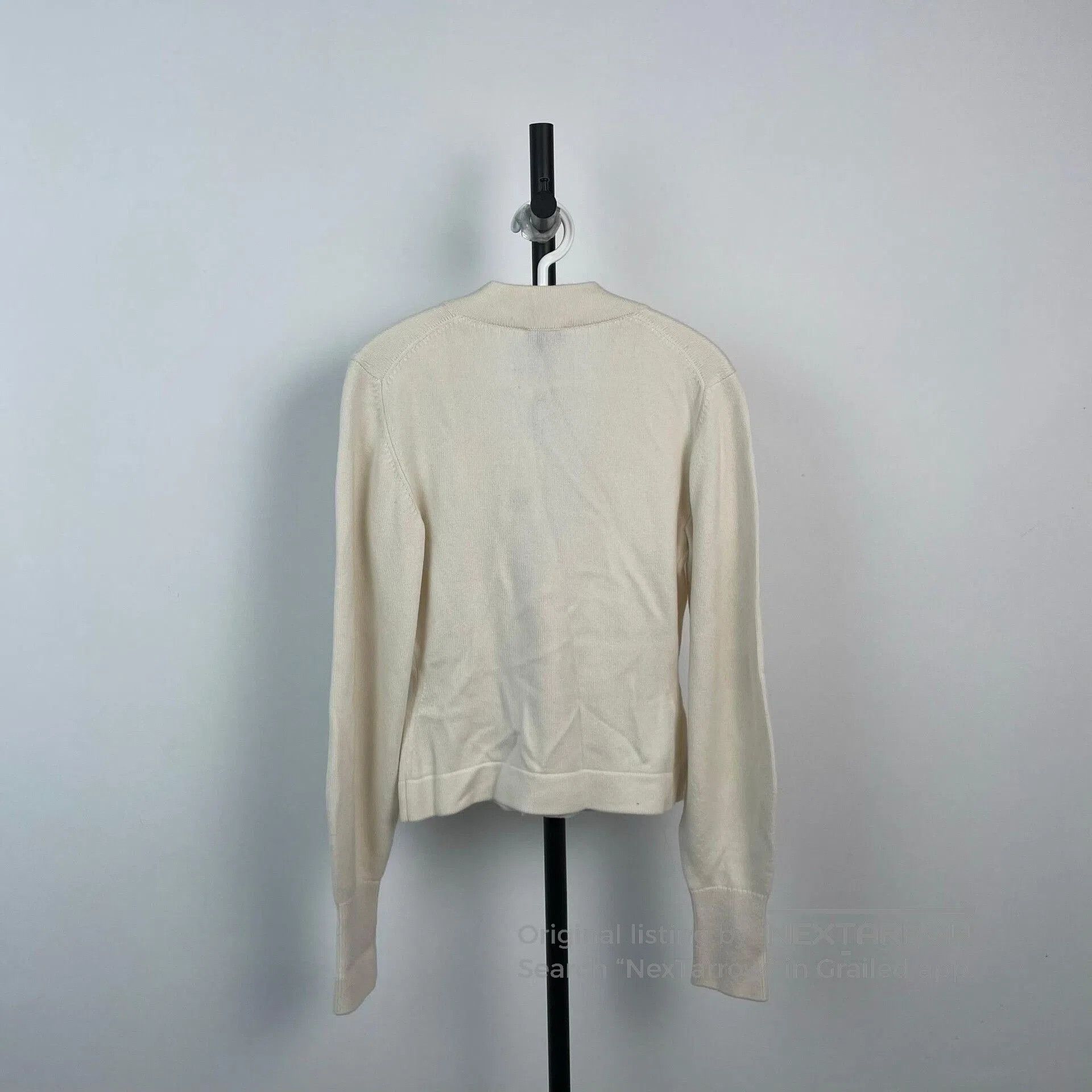 Chanel Chanel 22A Gemstone Button Knit Cardigan. Size XS / US 0-2 / IT 36-38 - 2 Thumbnail