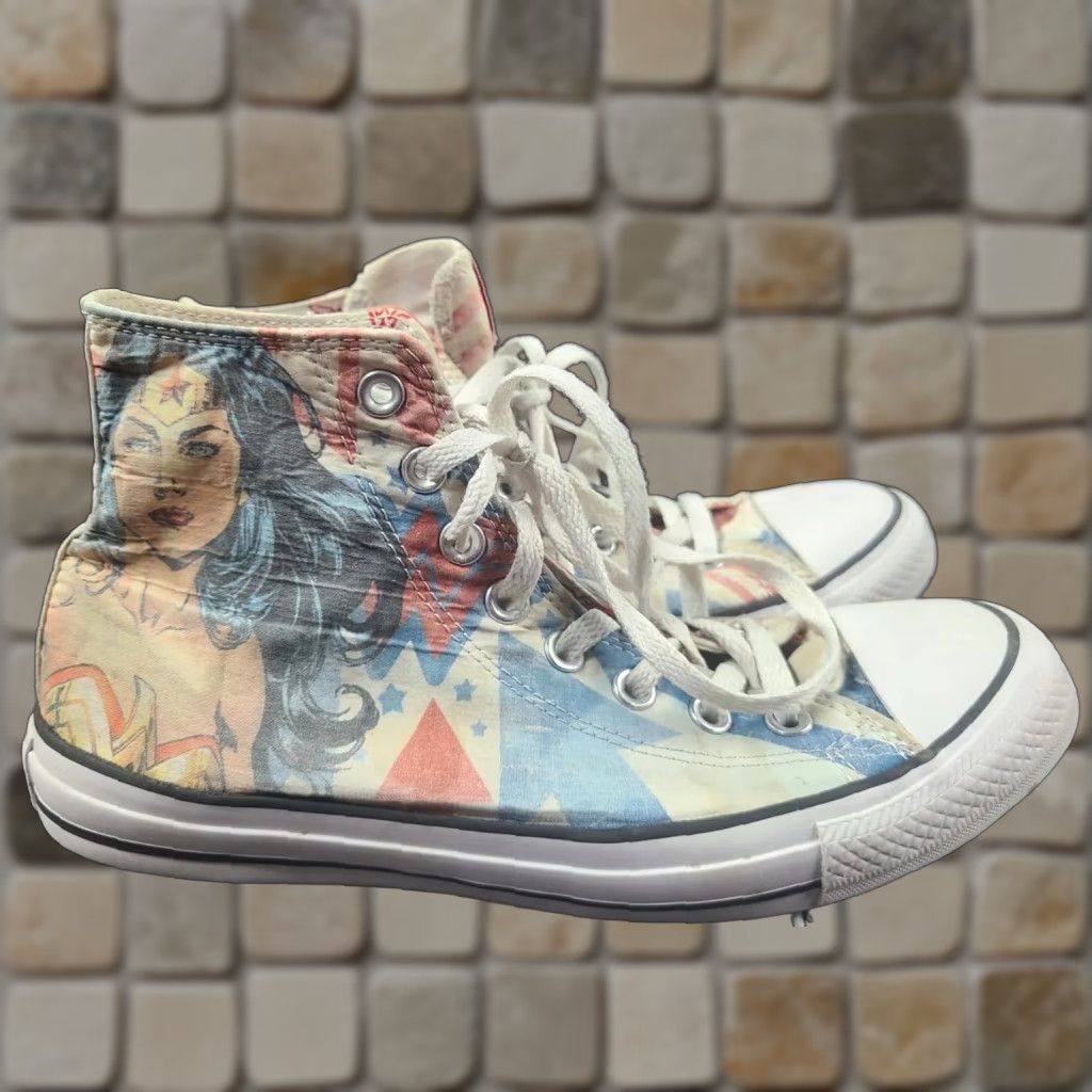 Converse Converse Chuck Taylor DC Comics Wonder Woman High Top Sneaker Unisex Adults 9.5 White Graphic Logo Custom Theme Comics Size US 10 / IT 40 - 1 Thumbnail