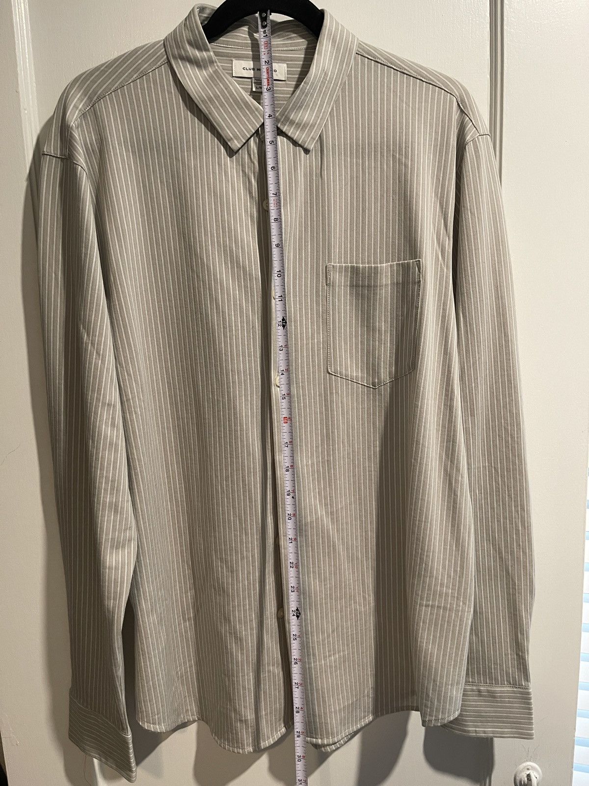Club Monaco Club Monaco Size Large button up shirt Size US L / EU 52-54 / 3 - 5 Thumbnail