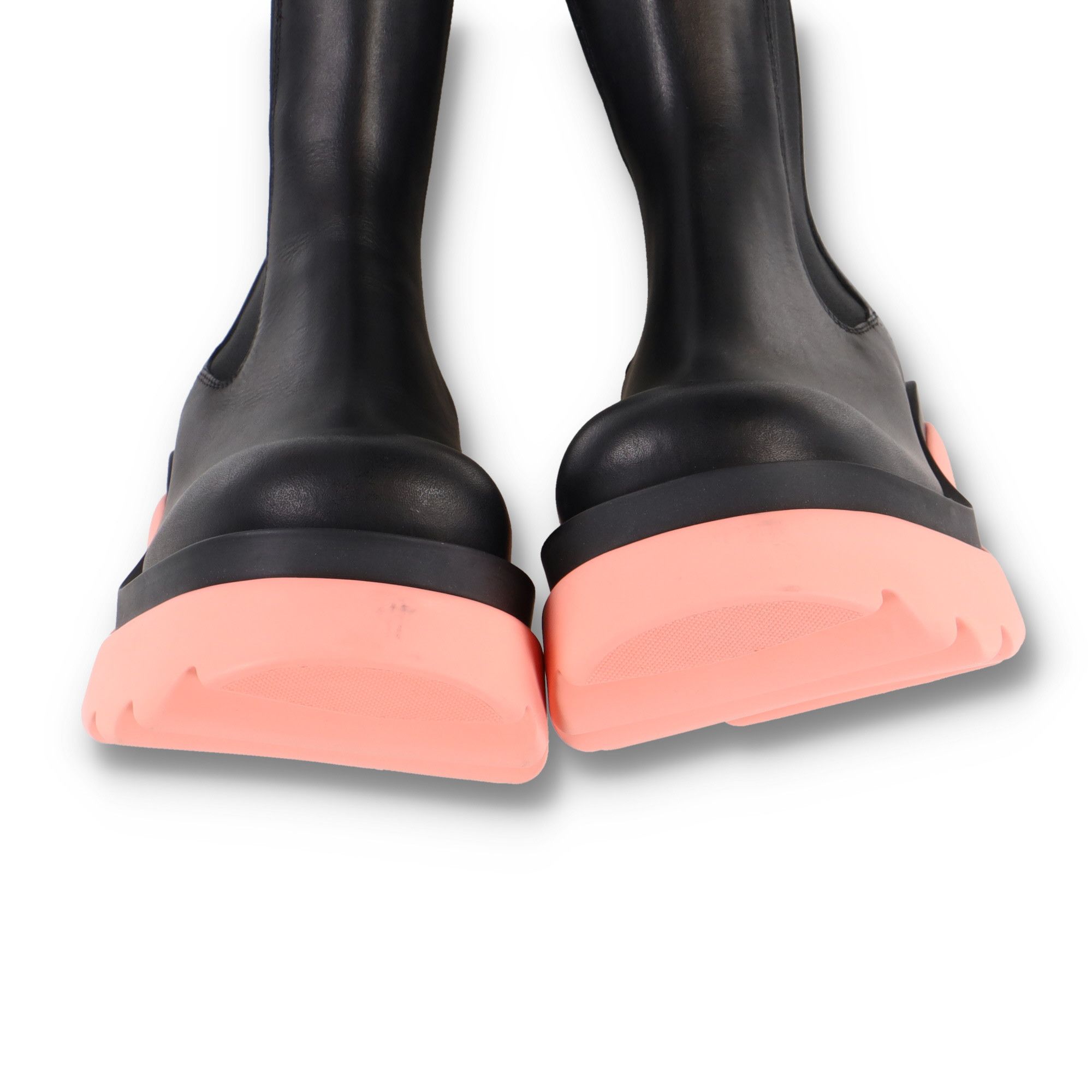 Bottega Veneta Flash Black Pink Leather Ankle Boots Size US 9.5 / IT 39.5 - 9 Thumbnail