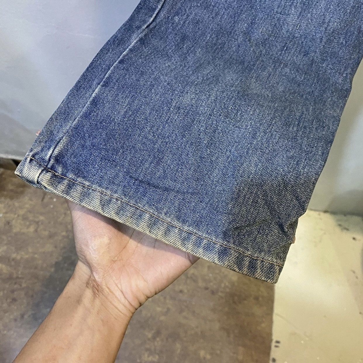 Mario Valentino Vintage Mario Valentino Grunge Spell Out Loose Jeans Size US 30 / EU 46 - 9 Thumbnail