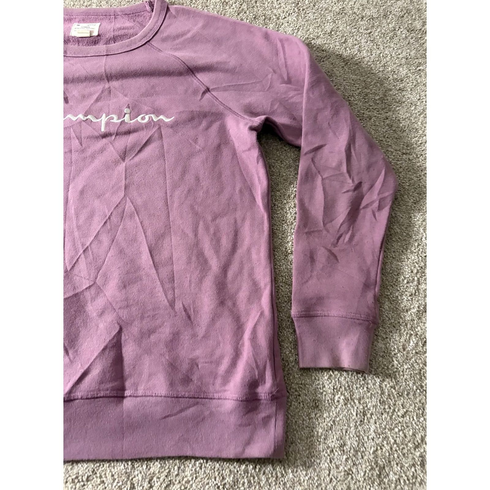Champion Champion Sweatshirt Womens M Purple Raglan Crew Nck Fleece Pullover Logo Casual Activewear GYM & Training Seasons Fall Winter Spring Size M / US 6-8 / IT 42-44 - 3 Thumbnail
