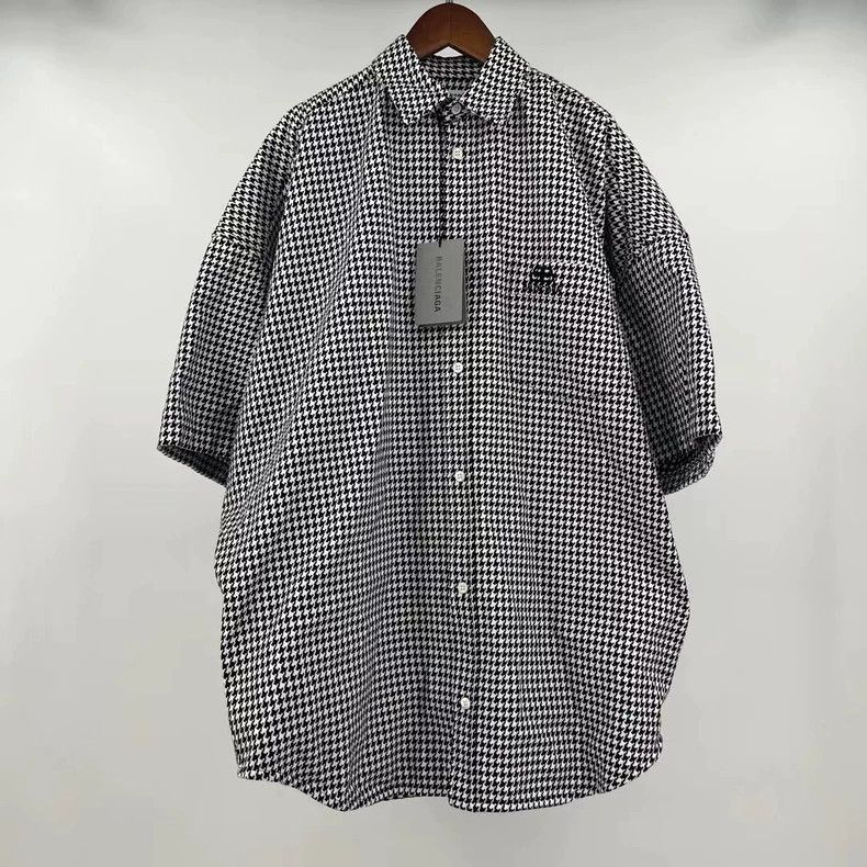 Balenciaga Balenciaga size 36 Houndstooth Double B Embroidered Short S Size US M / EU 48-50 / 2 - 1 Thumbnail