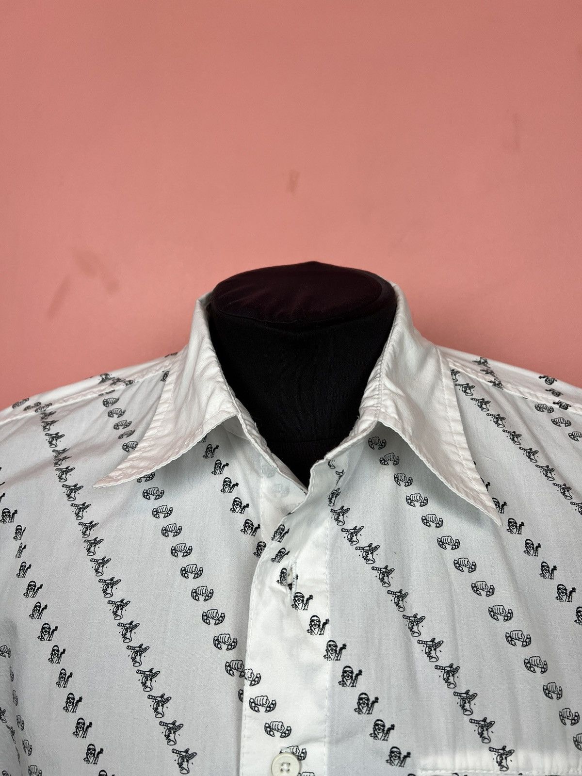 Mambo Mambo tattoo shirt button ups hype y2k streetwear Size US M / EU 48-50 / 2 - 4 Thumbnail