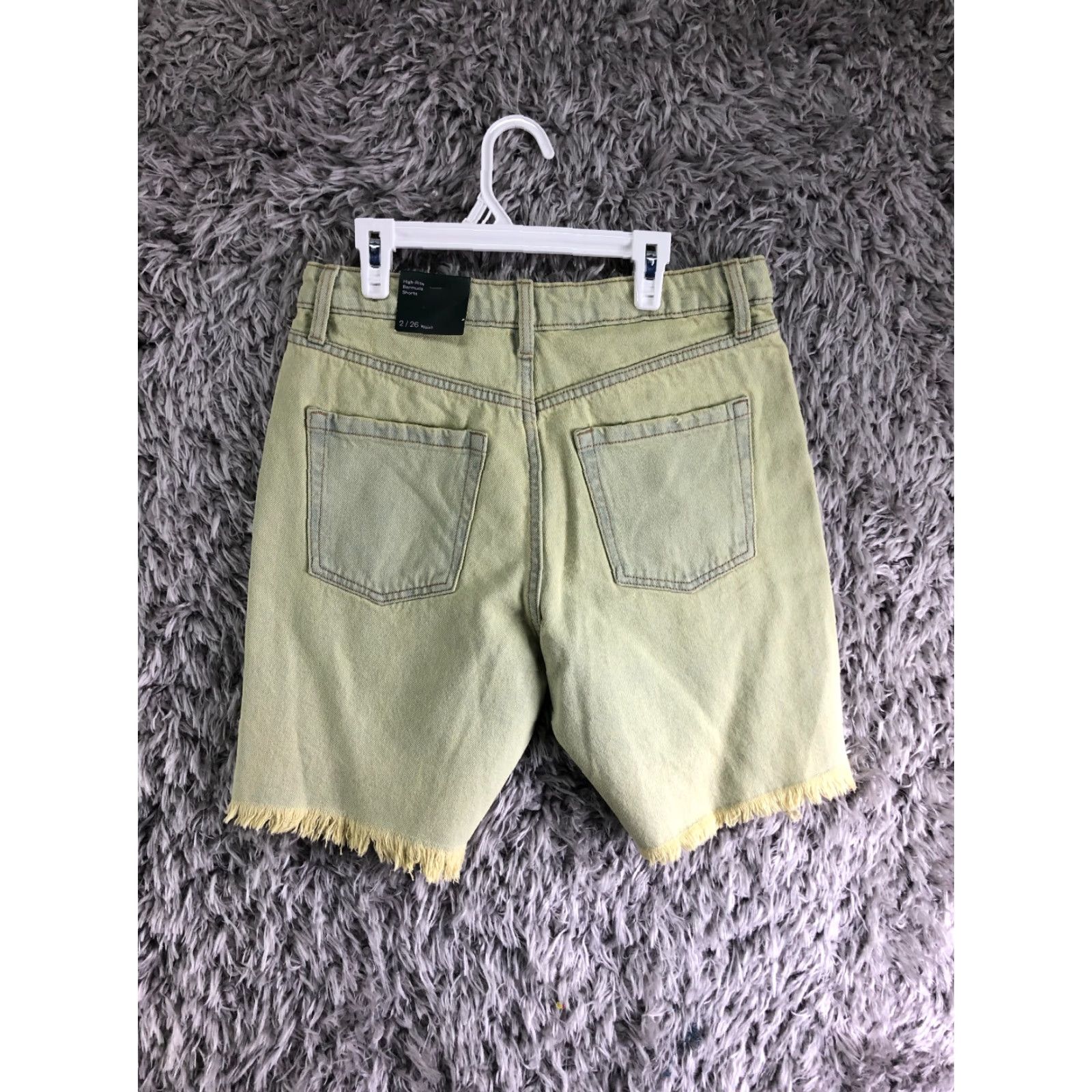 Vintage Wild Fable High Rise Bermuda Shorts Womens Size 2 Blue Denim Jean Shorts Size 26" / US 2 / IT 38 - 4 Thumbnail