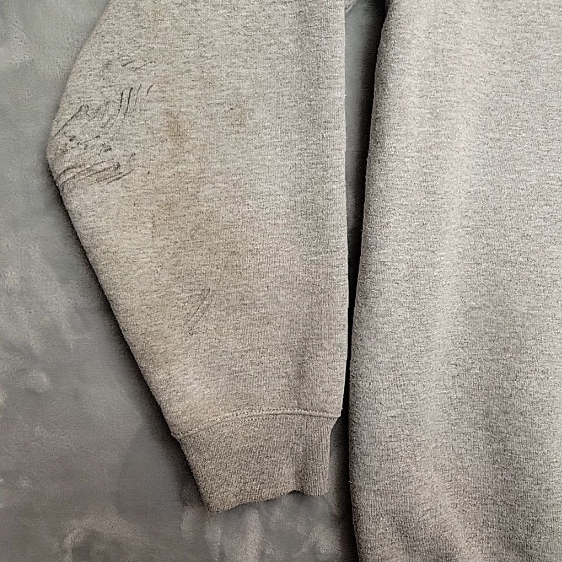Carhartt VINTAGE Carhartt Sweatshirt Mens L Gray Loose Heavyweight Workwear Fleece Crewneck K124 Size US L / EU 52-54 / 3 - 4 Thumbnail