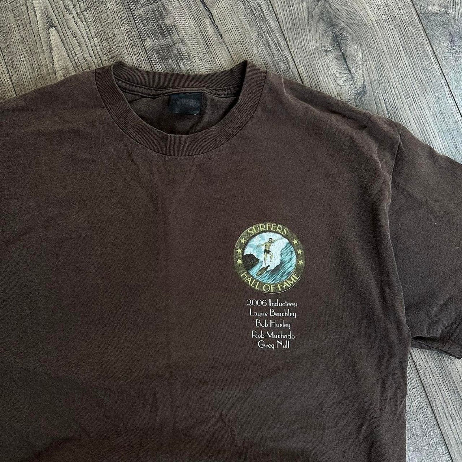 Vintage Rare Vintage 00s 2006 Surfers Hall of Fame Graphic Surf Tee Size US L / EU 52-54 / 3 - 6 Thumbnail