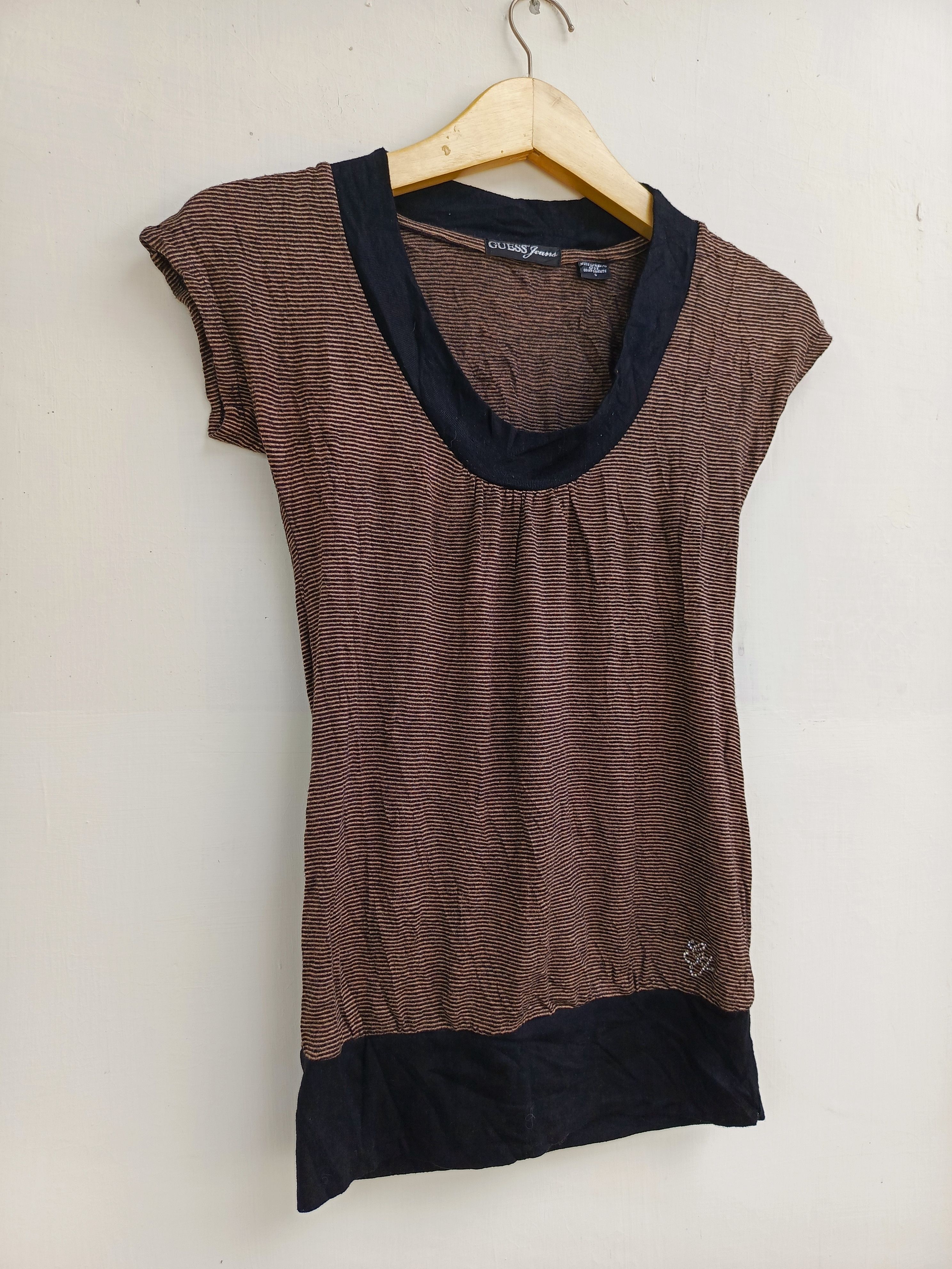 Designer × Guess Guess jeans short sleeve tshirt Size S / US 4 / IT 40 - 3 Thumbnail