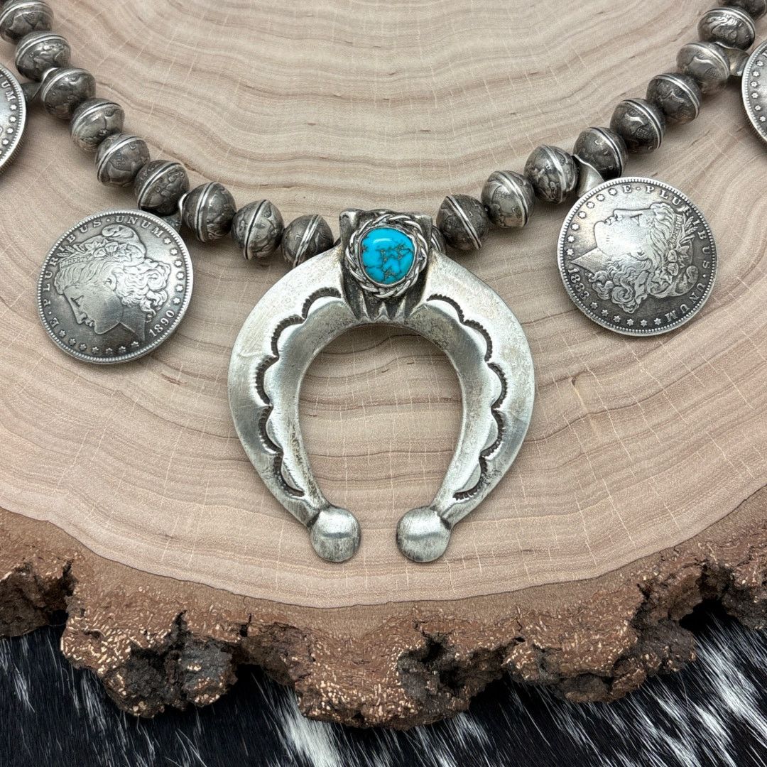 Native 1970s Native American NAVAJO Naja Necklace Morgan Dollars Size ONE SIZE - 2 Thumbnail