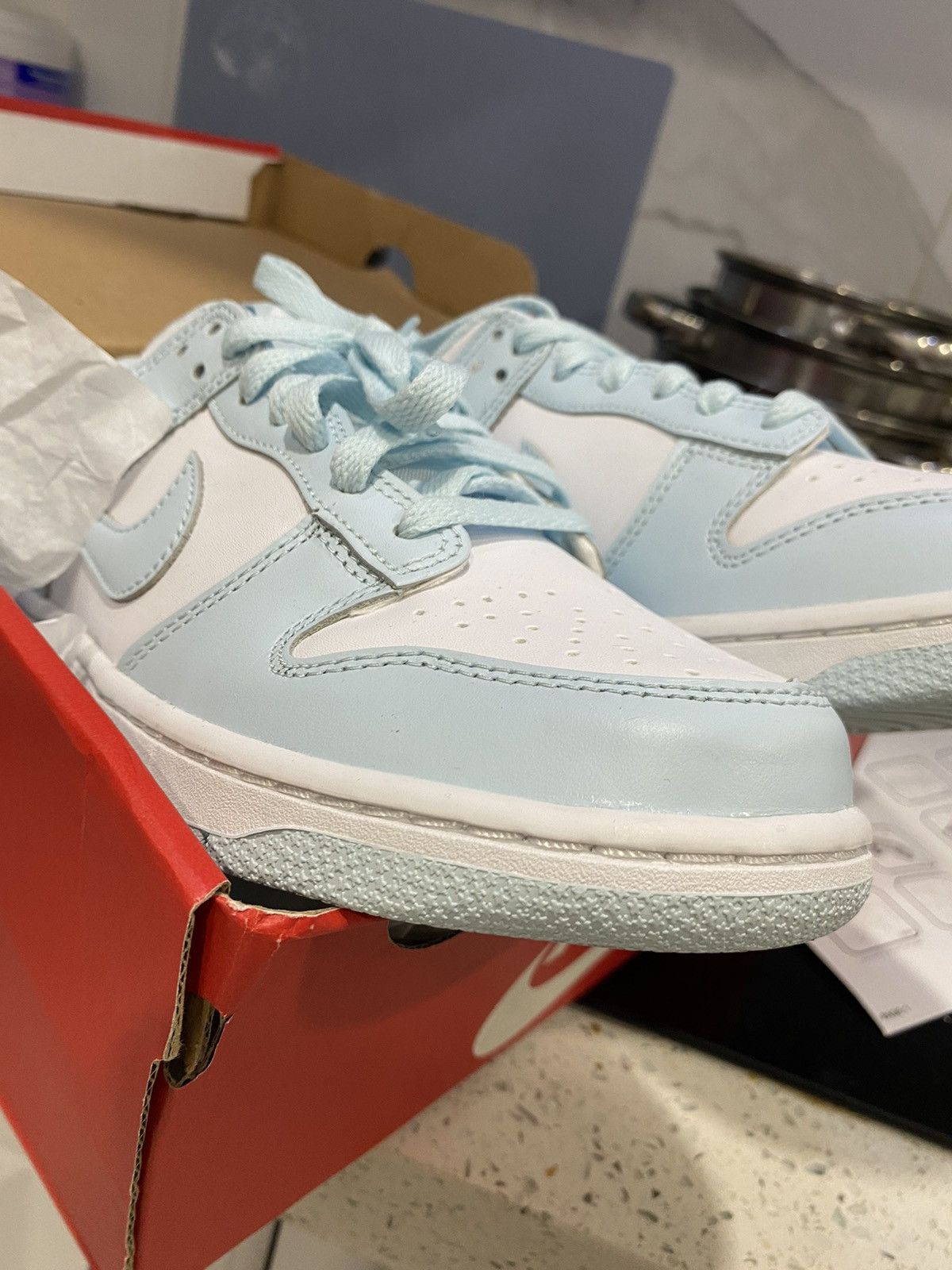 Jordan Brand × Nike Nike Dunk SB Baby Blue VNDS Size US 7 / IT 37 - 6 Thumbnail