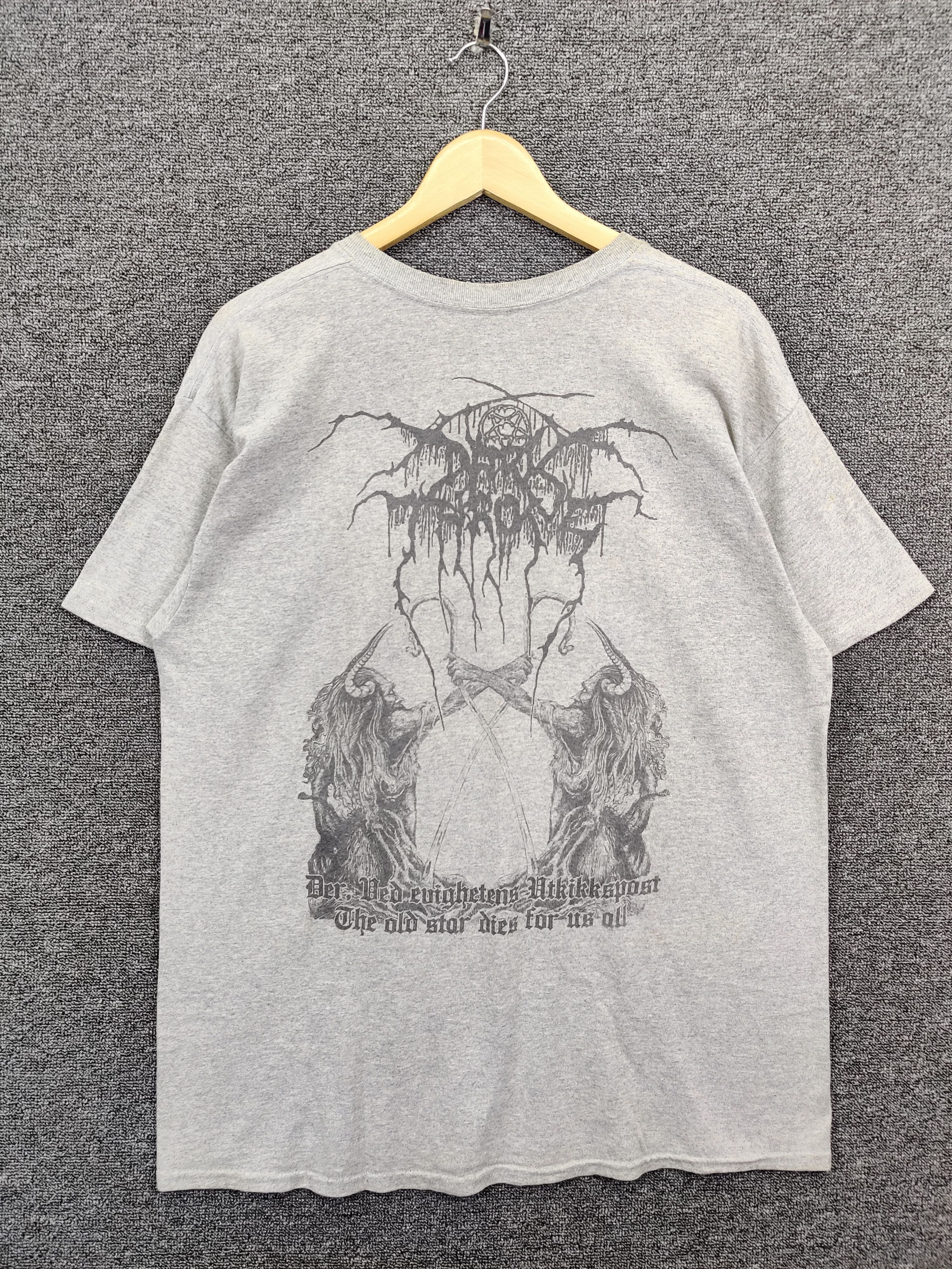 Band Tees Darkthrone Old Star Black Metal Tee Tshirt Size US L / EU 52-54 / 3 - 6 Thumbnail