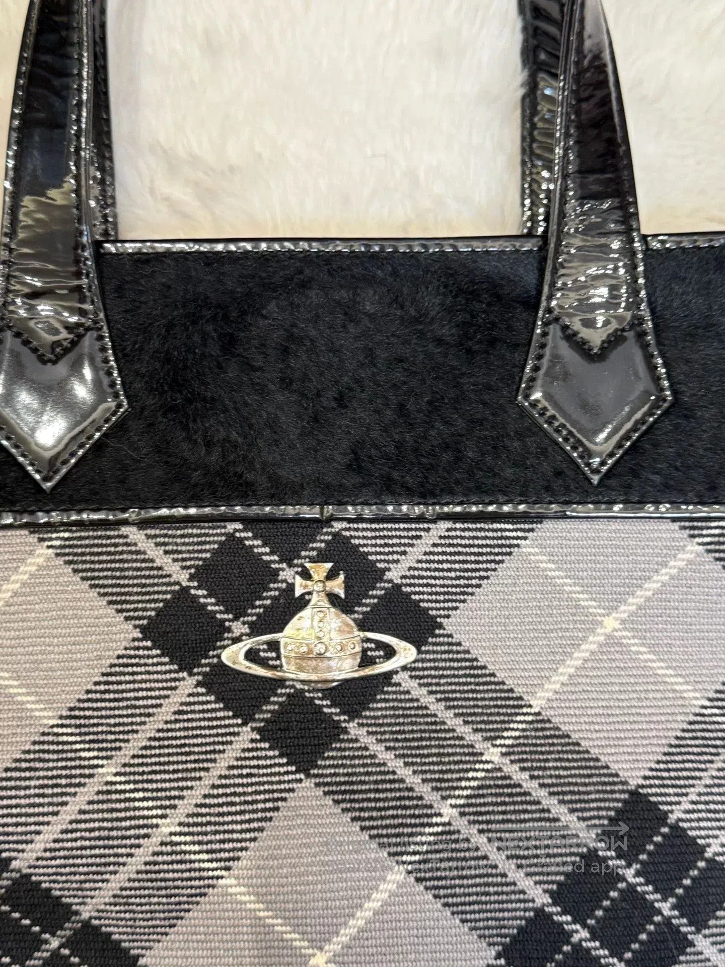 Vivienne Westwood Vivienne Westwood 2000s Tartan Cylinder Bag. Size ONE SIZE - 2 Thumbnail