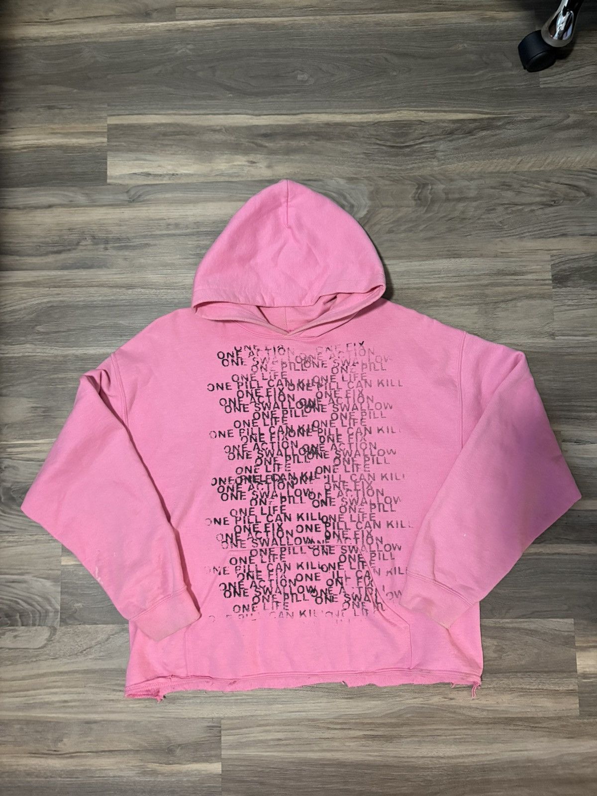 Vintage “One Pill Can Kill” Hoodie Size US L / EU 52-54 / 3 - 1 Thumbnail