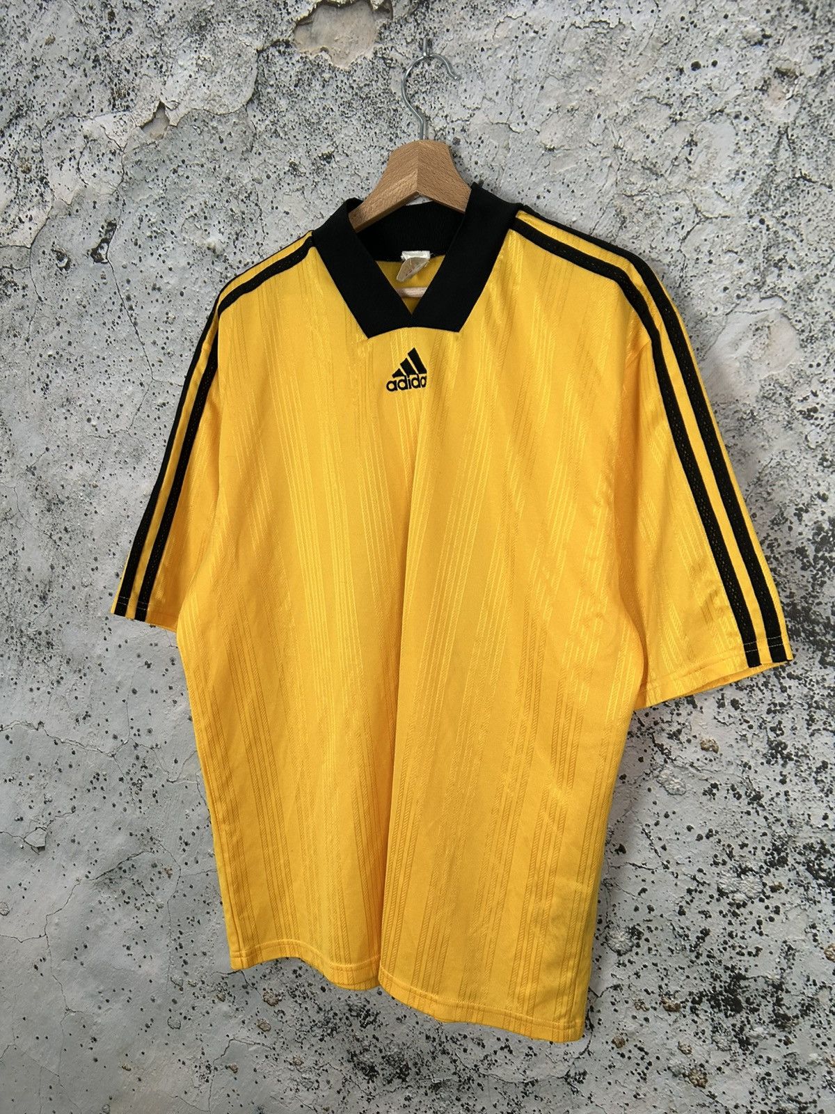 Adidas Vintage Adidas Soccer Jersey Football Streetwear Sport Hype Size US L / EU 52-54 / 3 - 3 Thumbnail