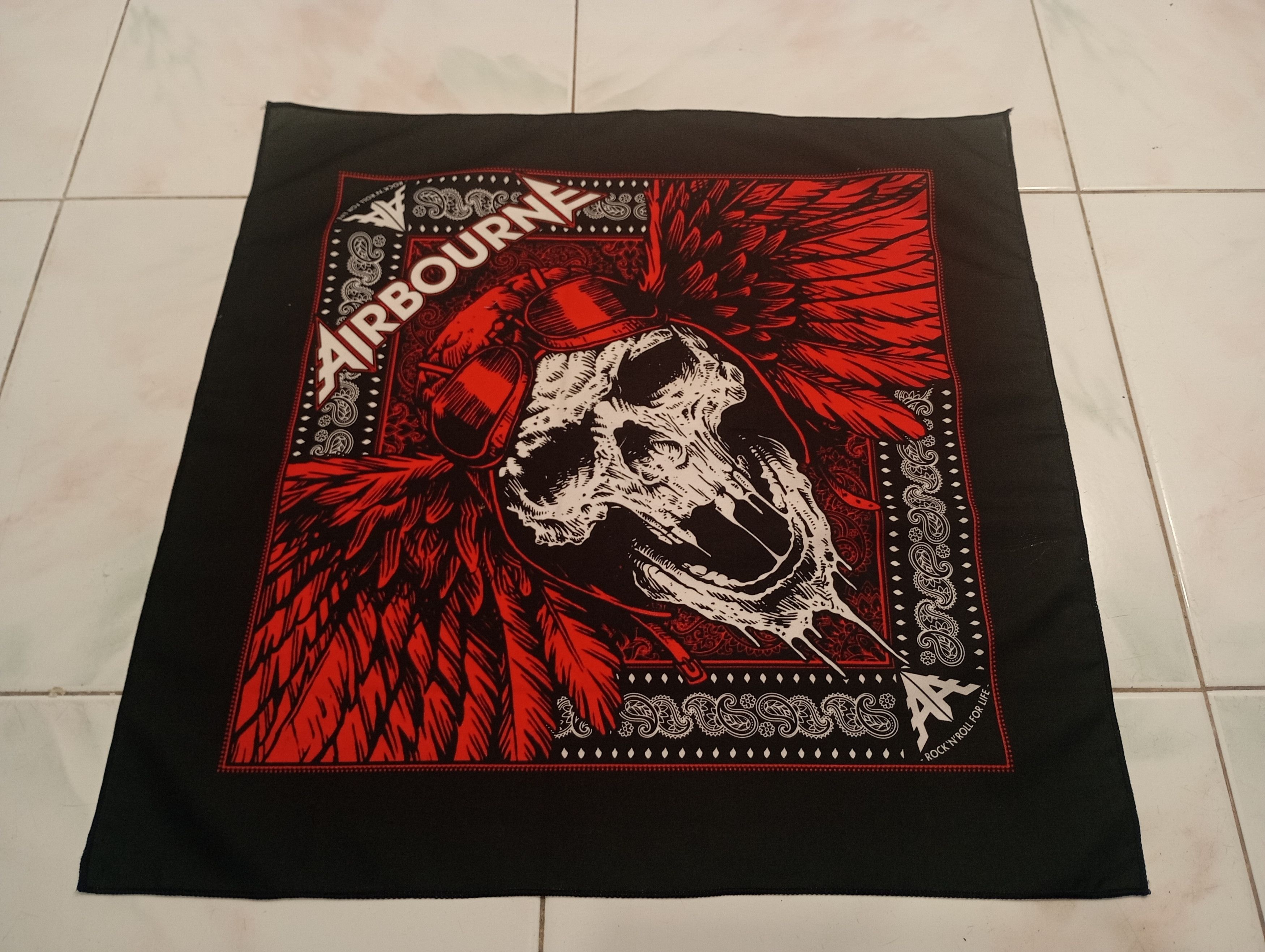 Band Tees Skulls Bandana Handkerchief air Bourne Size ONE SIZE - 1 Thumbnail