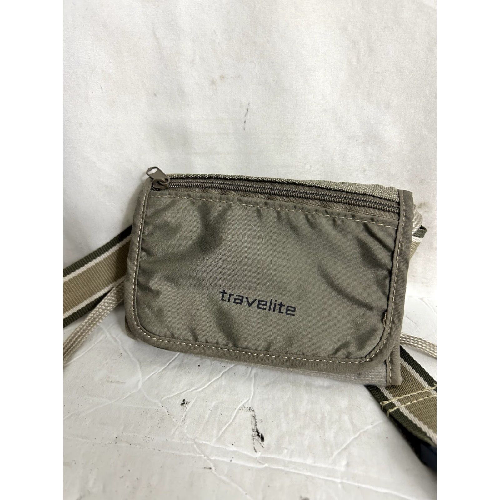 Vintage VINTAGE Travelite Small Crossbody Travel Wallet/purse Gray 5x3.5 Size ONE SIZE - 4 Thumbnail