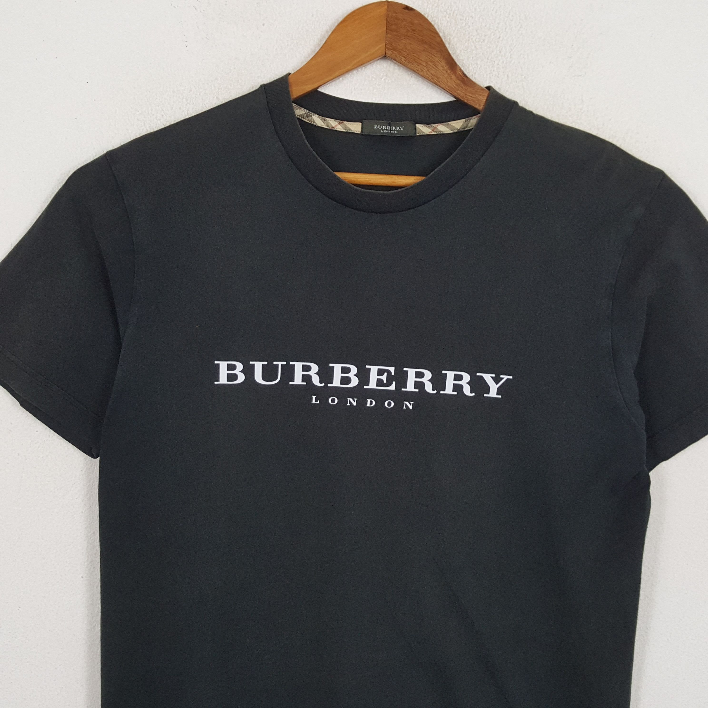 Burberry × Vintage Vintage BURBERRY LONDON Fashion Brand Design T-Shirts Size US L / EU 52-54 / 3 - 2 Thumbnail