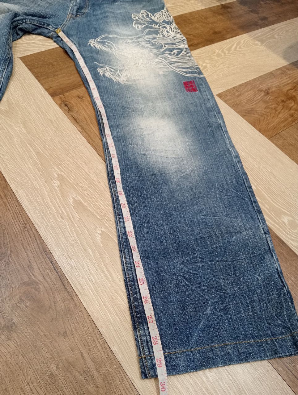 Karakuri Tamashii KARAKURI TAMASHII JAPAN DRAGON EMBROIDERY WASHED DENIM JEANS Size US 34 / EU 50 - 17 Thumbnail