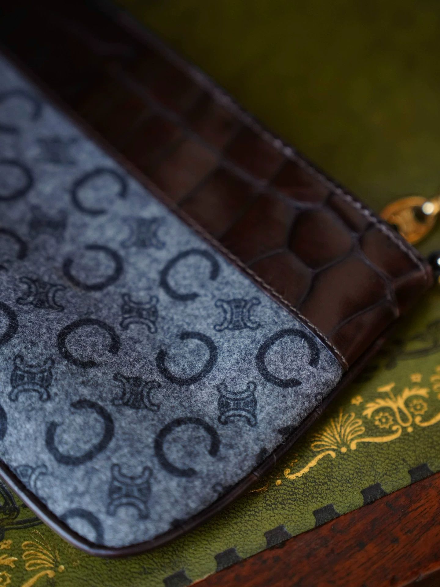 Celine Celine 2000 Fall Triomphe Felt Clutch Wallet 14.5cm Chain Women's Size ONE SIZE - 6 Thumbnail