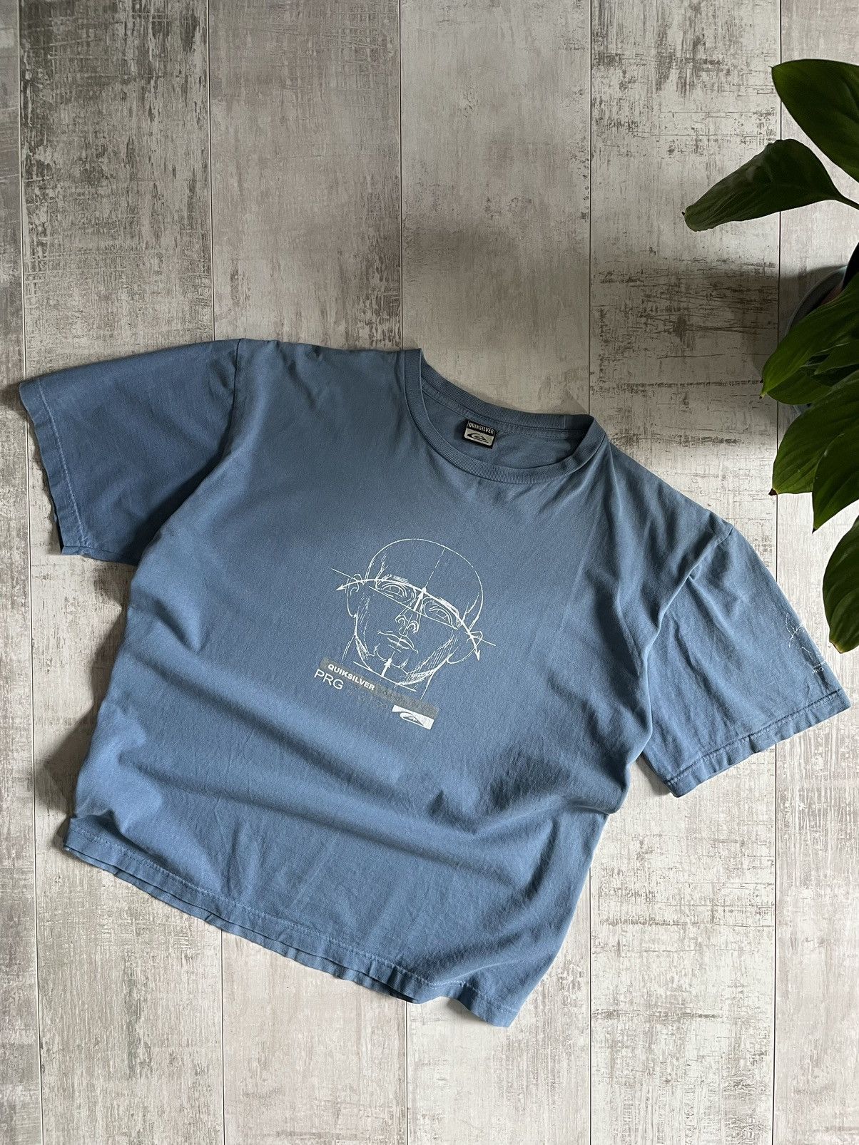 Rare 90’s Vintage Quiksilver Boarding T-Shirt Surf