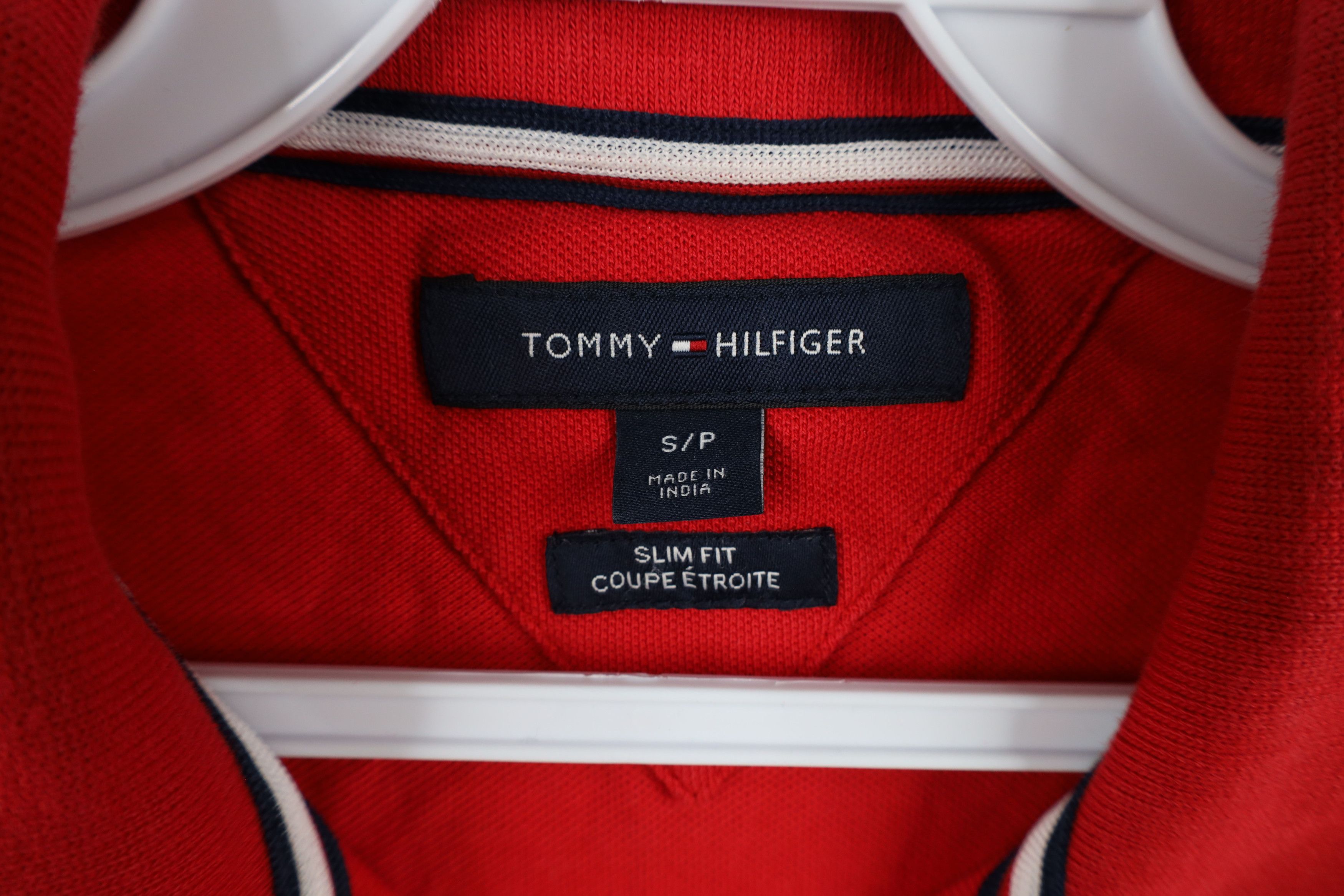 Tommy Hilfiger × Vintage Vintage Tommy Hilfiger Spell Out Patch Logo Collared Polo Size US S / EU 44-46 / 1 - 8 Thumbnail