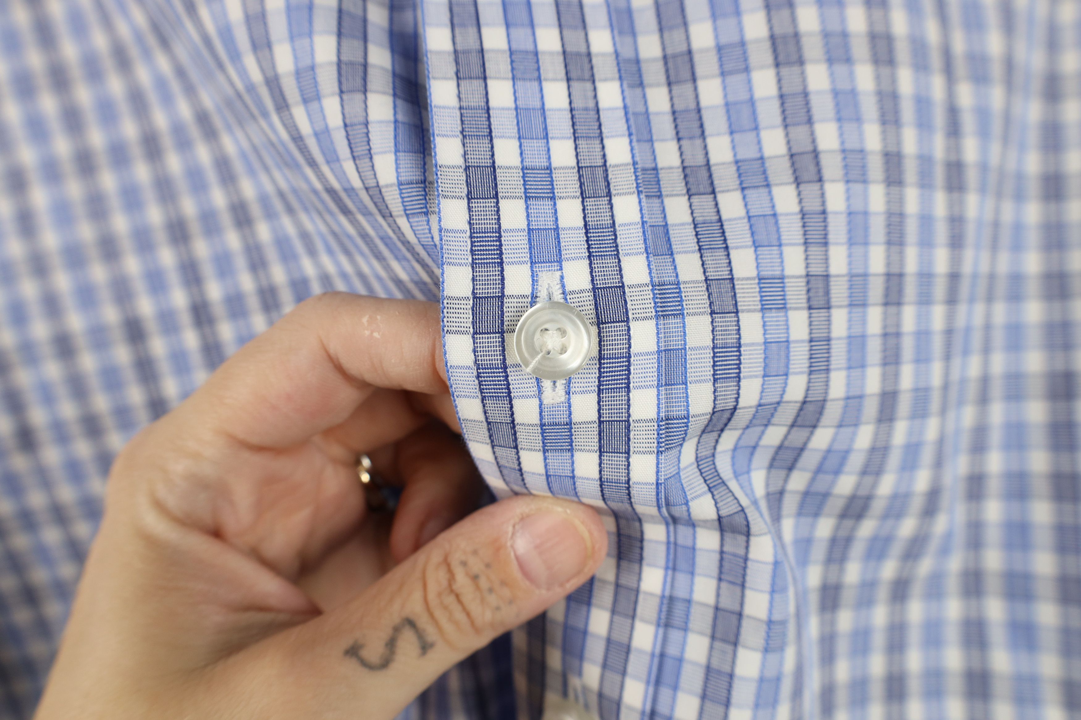 UNTUCKit Untuckit Free Short Sleeve Collared Button Shirt Blue Plaid Size US S / EU 44-46 / 1 - 6 Thumbnail