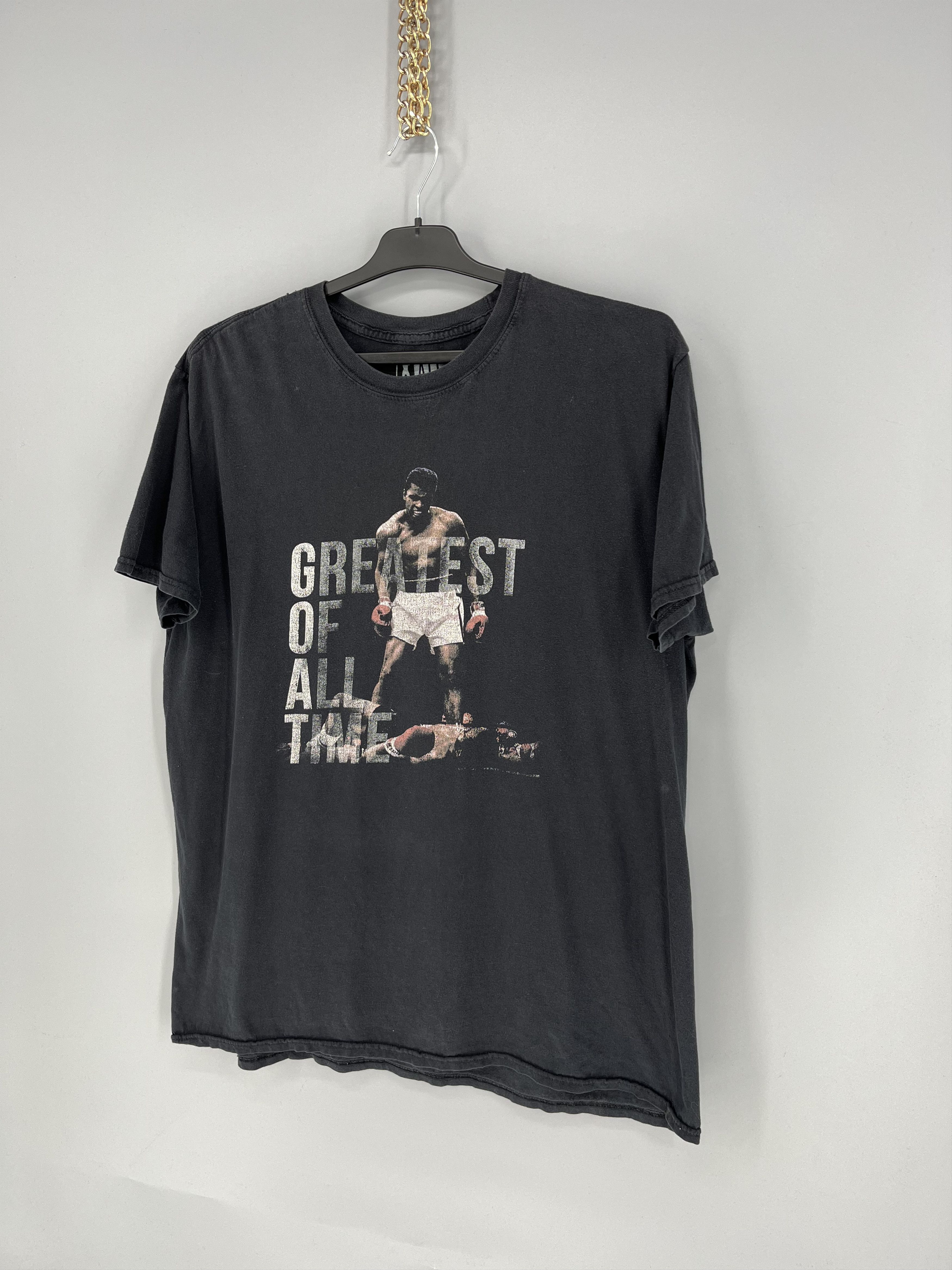 Vintage Y2K The Greatest Muhammad Ali American Boxer Faded Tshirts Size US XL / EU 56 / 4 - 3 Thumbnail