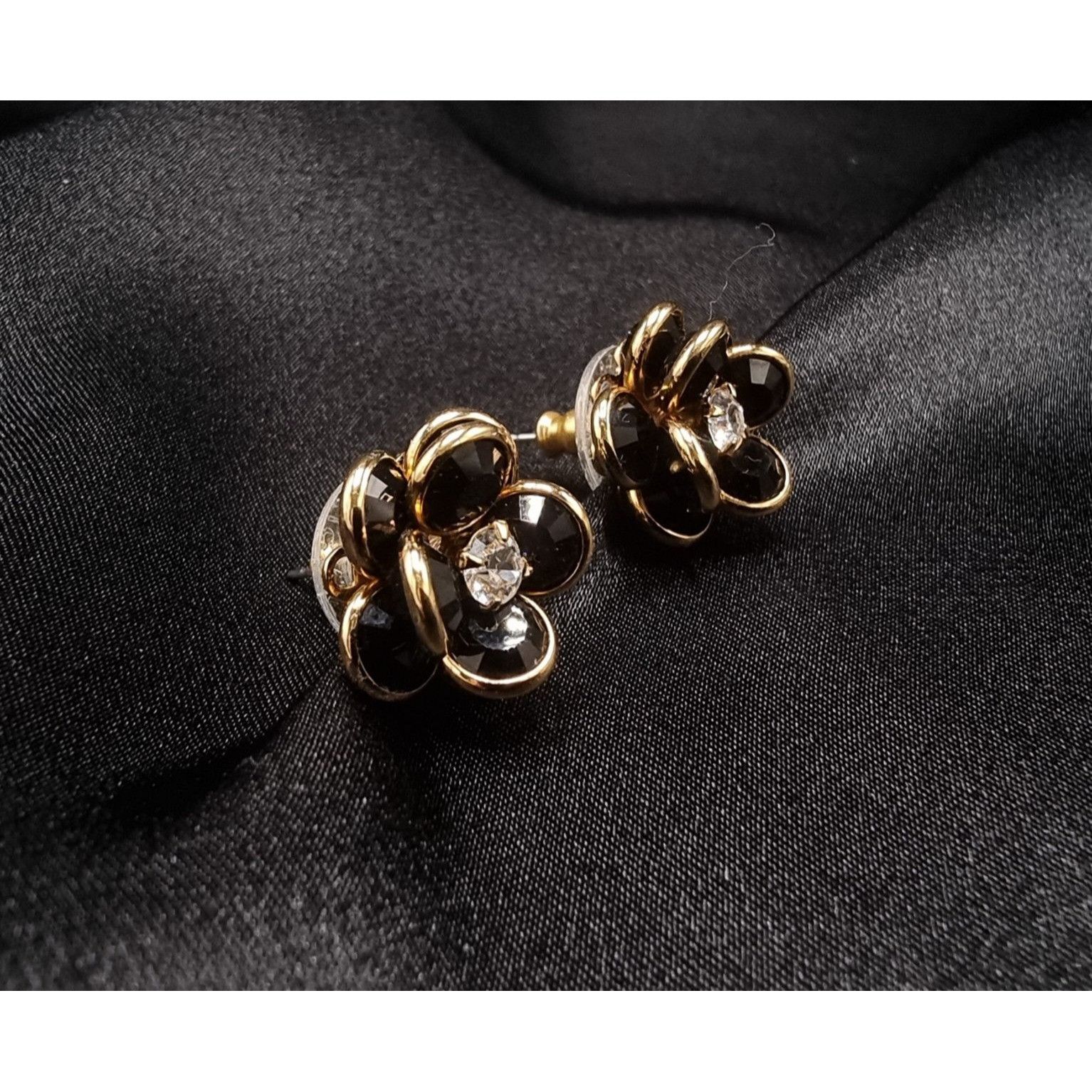Swarovski Vintage 1990s Swarovski Black & Gold Flower Crystal Stud Ear Size ONE SIZE - 1 Thumbnail