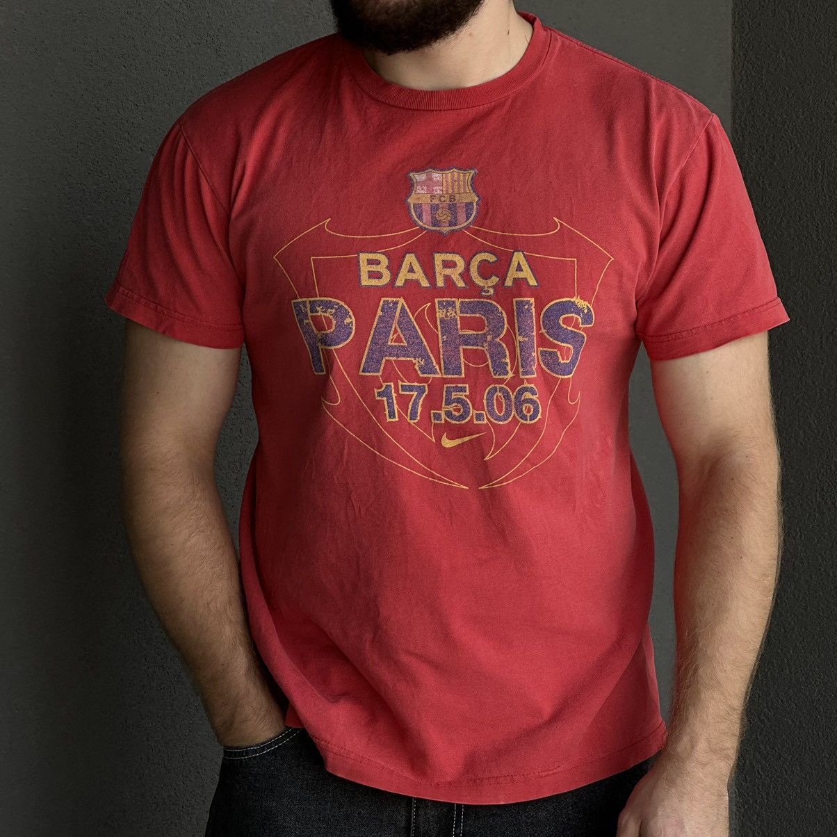 Nike × Vintage Vintage Nike Barca Paris T-shirts Big Logo 2006 Y2K USA Size US L / EU 52-54 / 3 - 3 Thumbnail