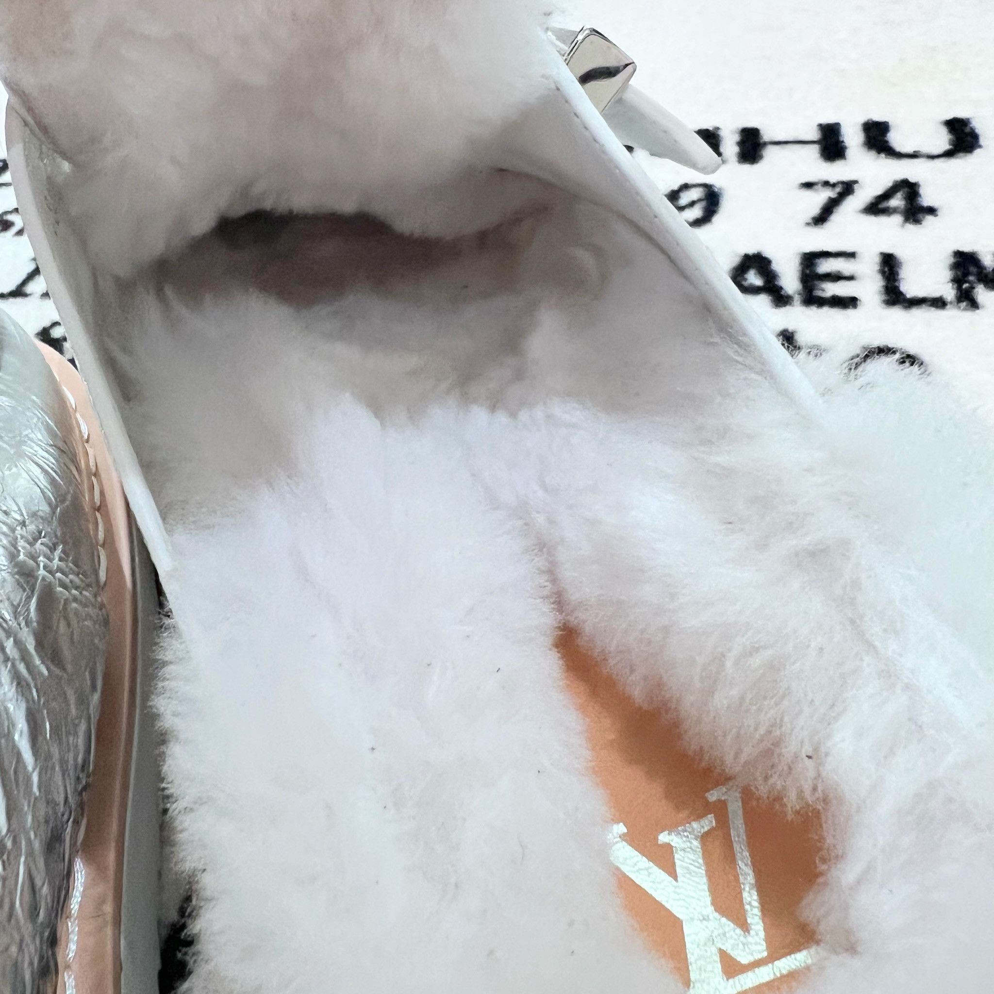 Louis Vuitton Louis Vuitton Easy Mule Fur Shearling Leather Slip On Sandal Size US 8 / EU 41 - 8 Thumbnail