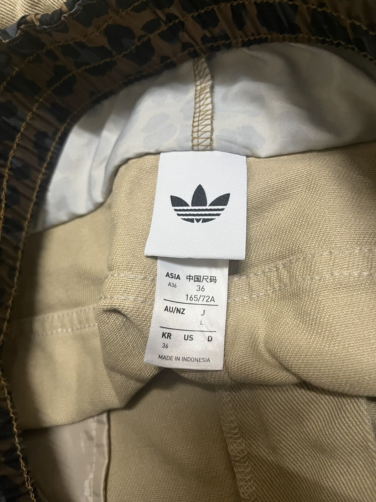 Adidas Firebird utility jorts Size 36" / US 14 / IT 50 - 4 Thumbnail