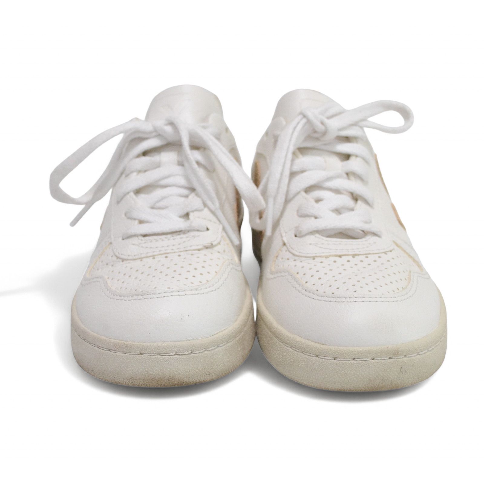 Veja Veja V-10 Women’s Leather Sneaker Shoes Size EU 38 Size US 8 / IT 38 - 2 Thumbnail