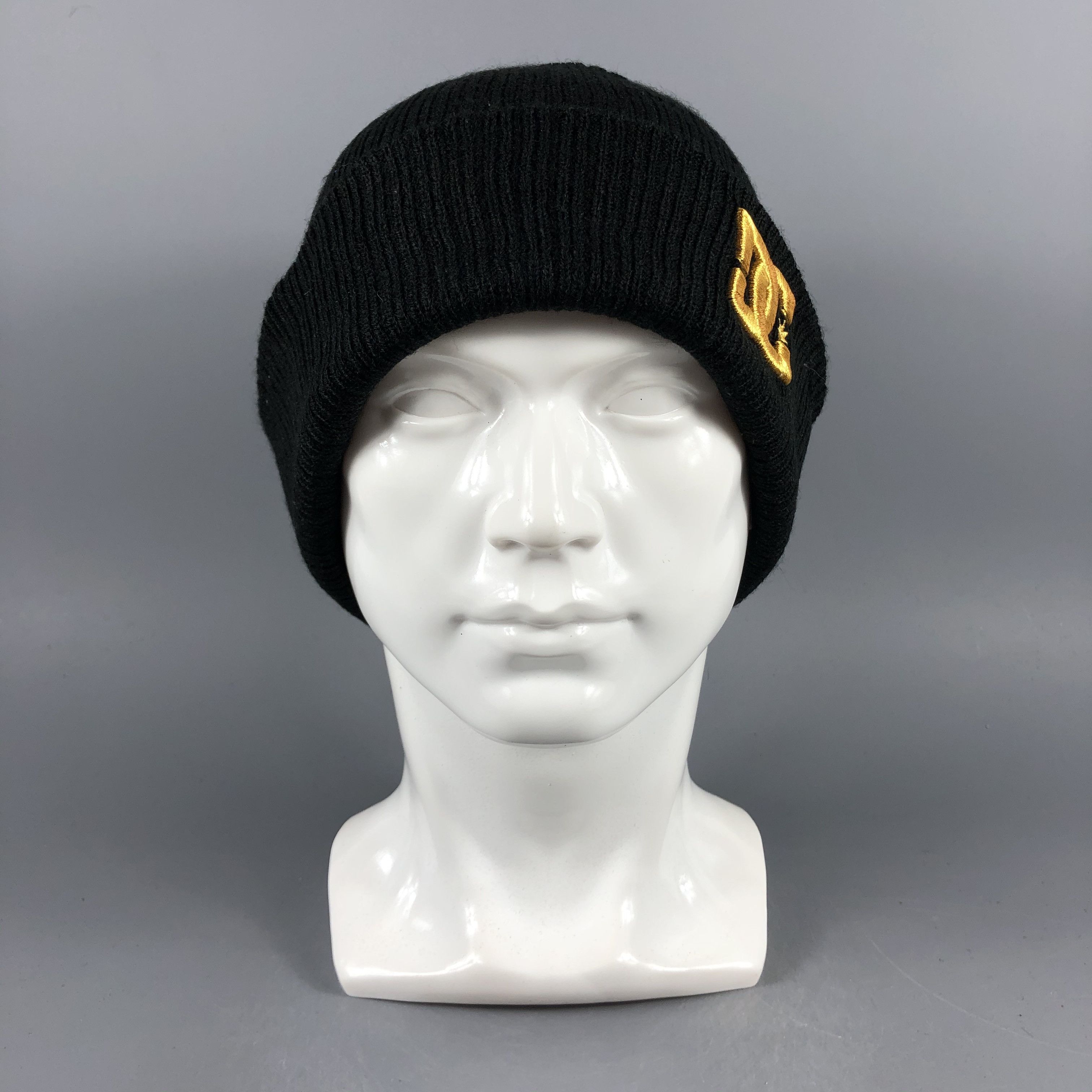 DC × Vintage Dc Skateboard Beanie Snow Hat Snow Cap -D1282 Size ONE SIZE - 2 Thumbnail