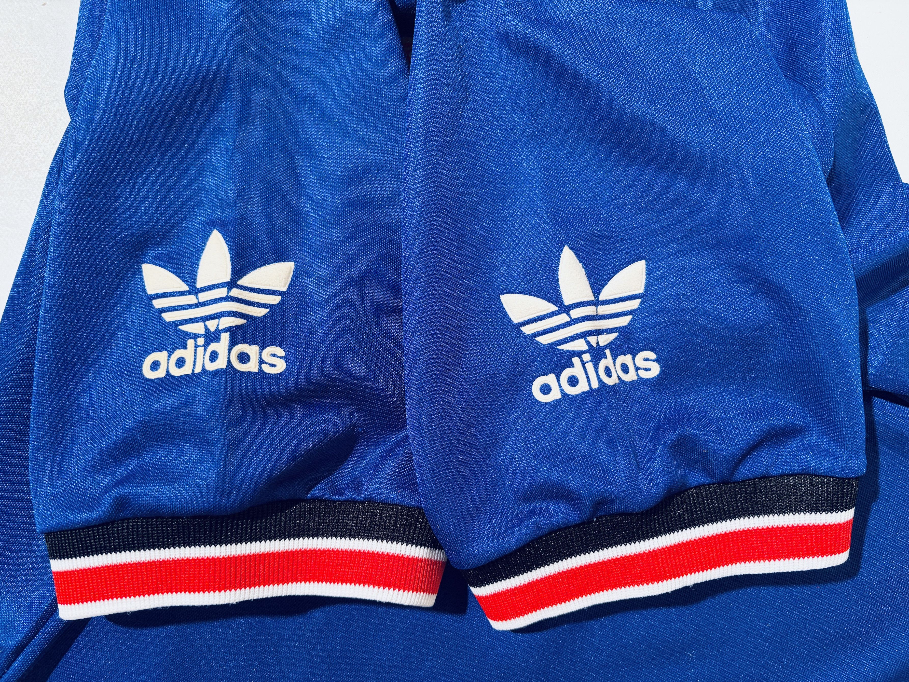 Adidas Manchester United 3rd Jersey 1984 1986 Size US M / EU 48-50 / 2 - 7 Thumbnail