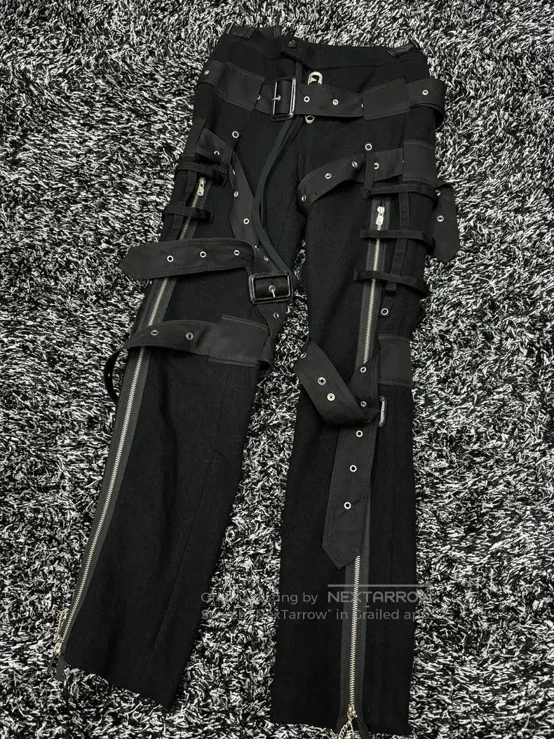 Takahiromiyashita The Soloist. Takahiromiyashita The Soloist. 21FW show style streamer zi Size US 30 / EU 46 - 1 Thumbnail