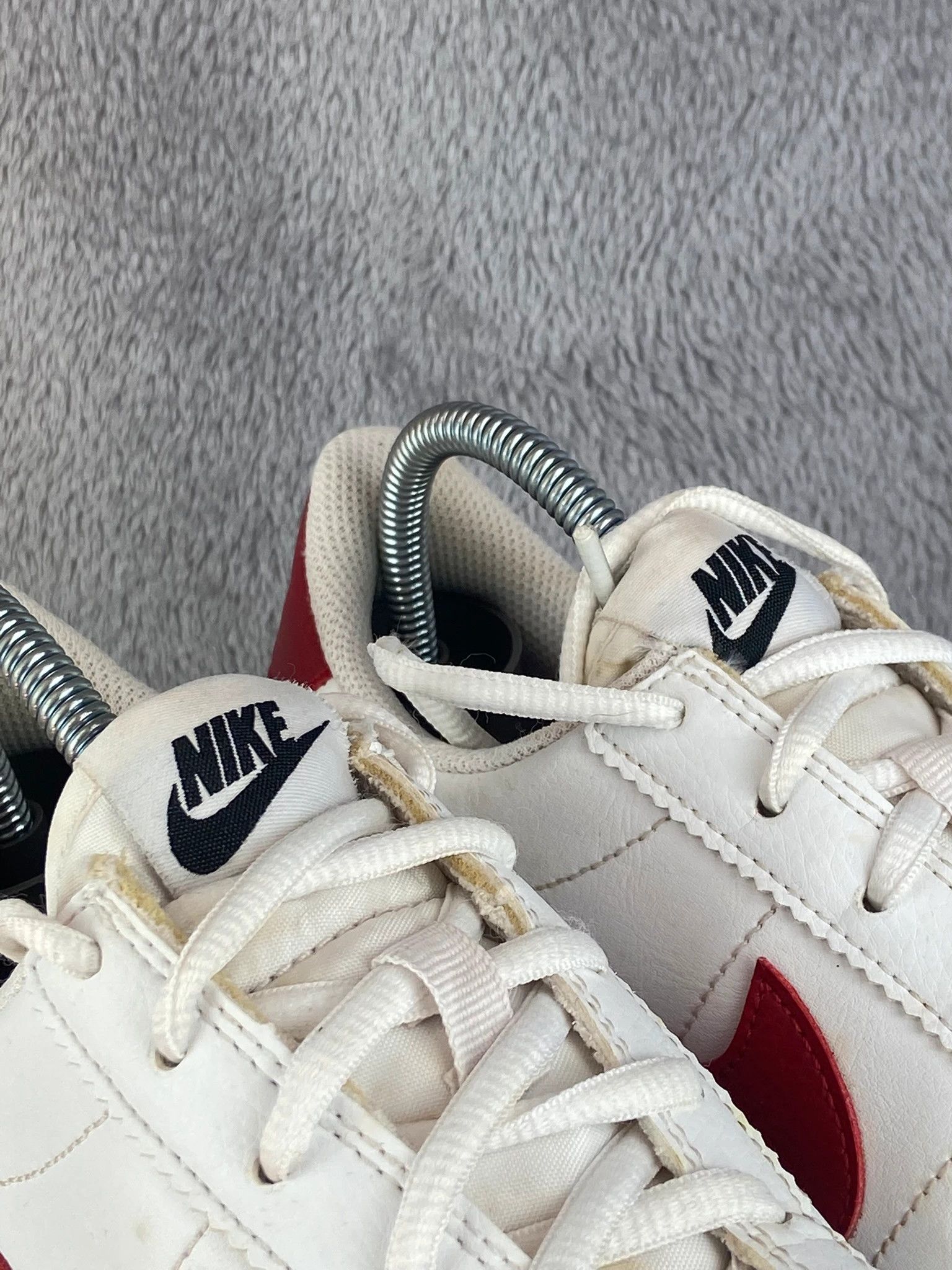 Nike Nike Cortez sneakers white red swoosh retro Size US 5 / EU 37 - 6 Thumbnail