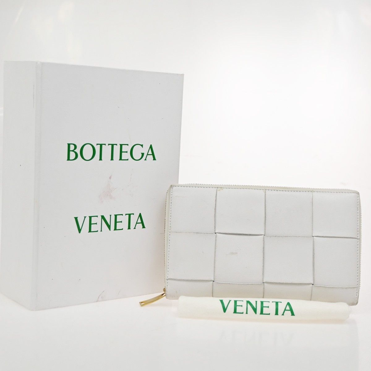 Bottega Veneta Cassette Zip Around Wallet Maxi Intrecciato Leather