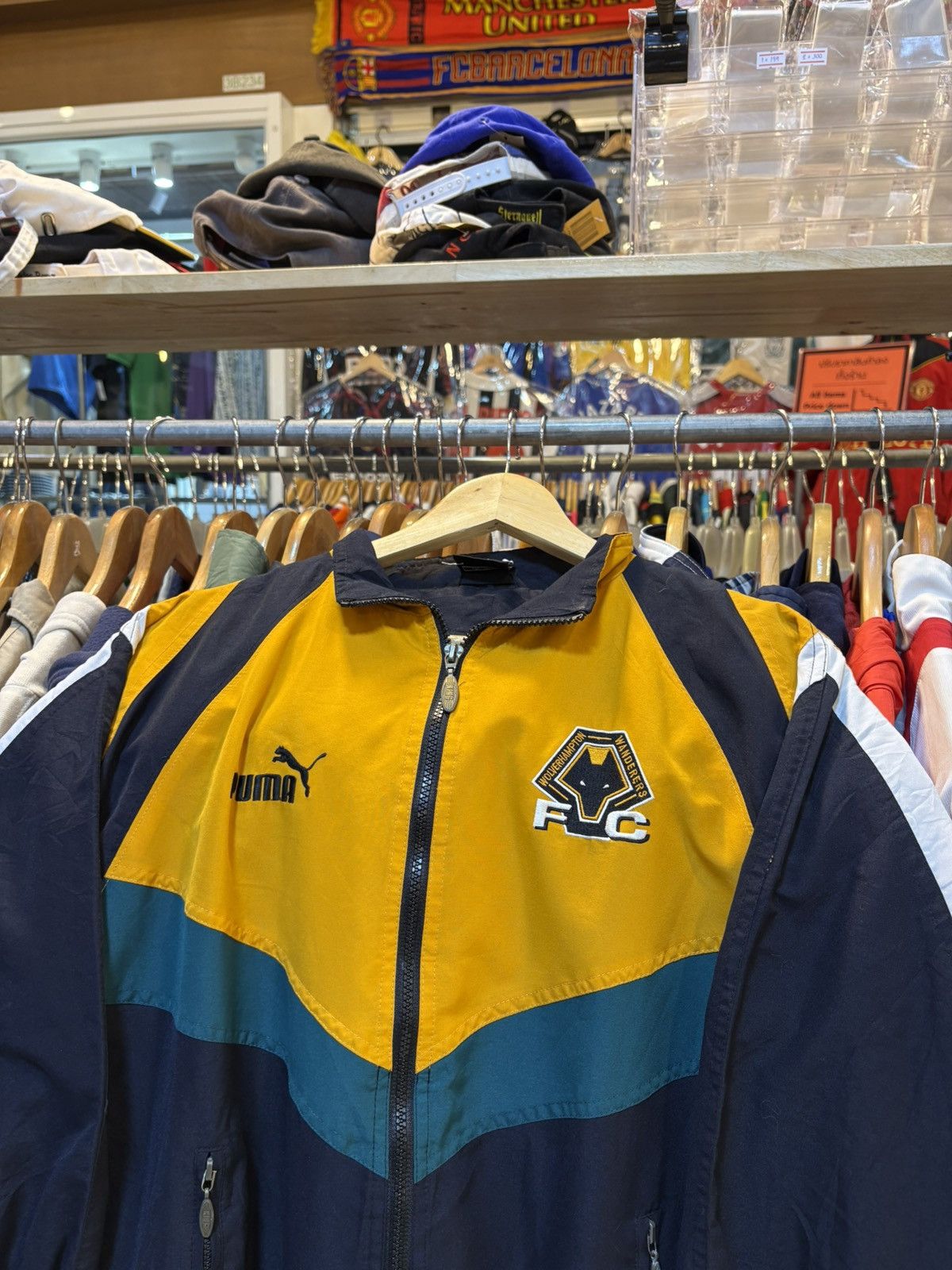 Puma Vintage 90s Wolves Hamption Wanderers Track Jacket Size US S / EU 44-46 / 1 - 2 Thumbnail