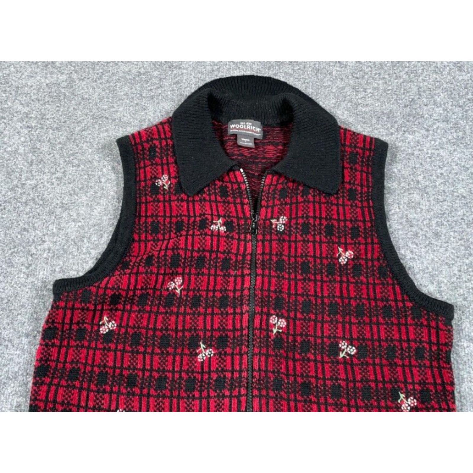 Vintage Woolrich Lightweight Sweater Vest Women's Large Red Black Plaid 90s Retro Size L / US 10 / IT 46 - 7 Thumbnail